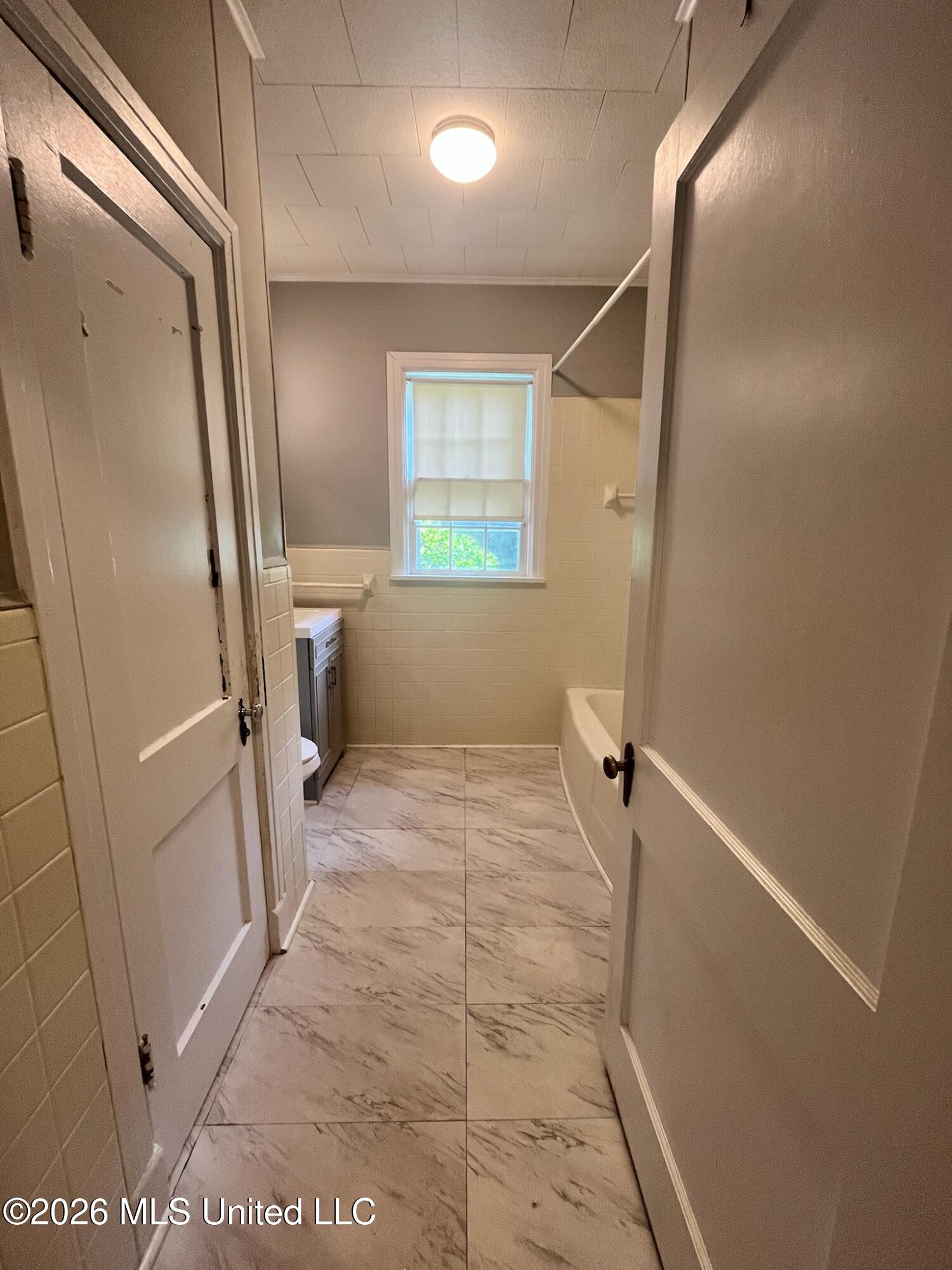 512 E Franklin Street Property Photo 27