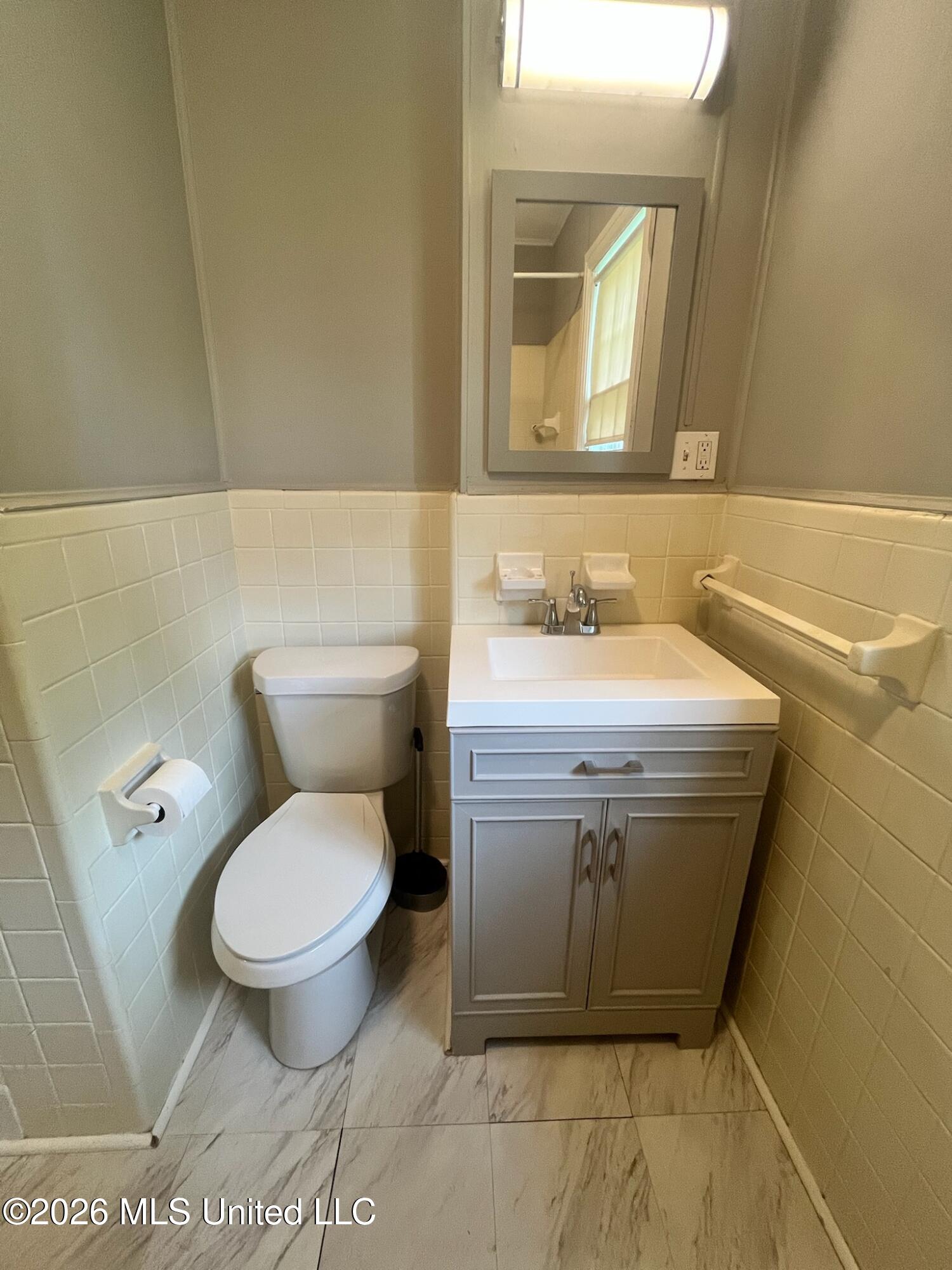 512 E Franklin Street Property Photo 28