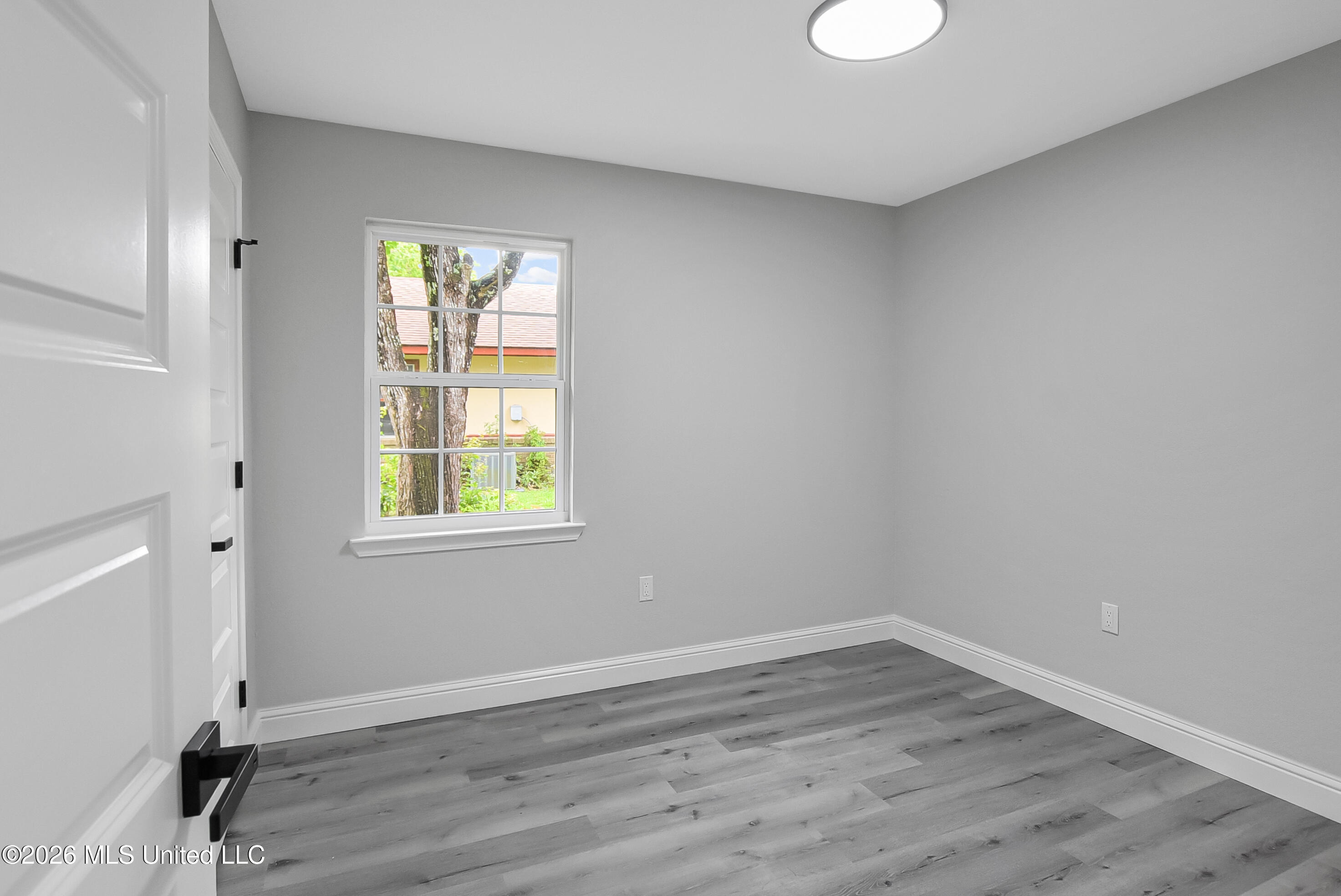 2104 Westgate Parkway Property Photo 12