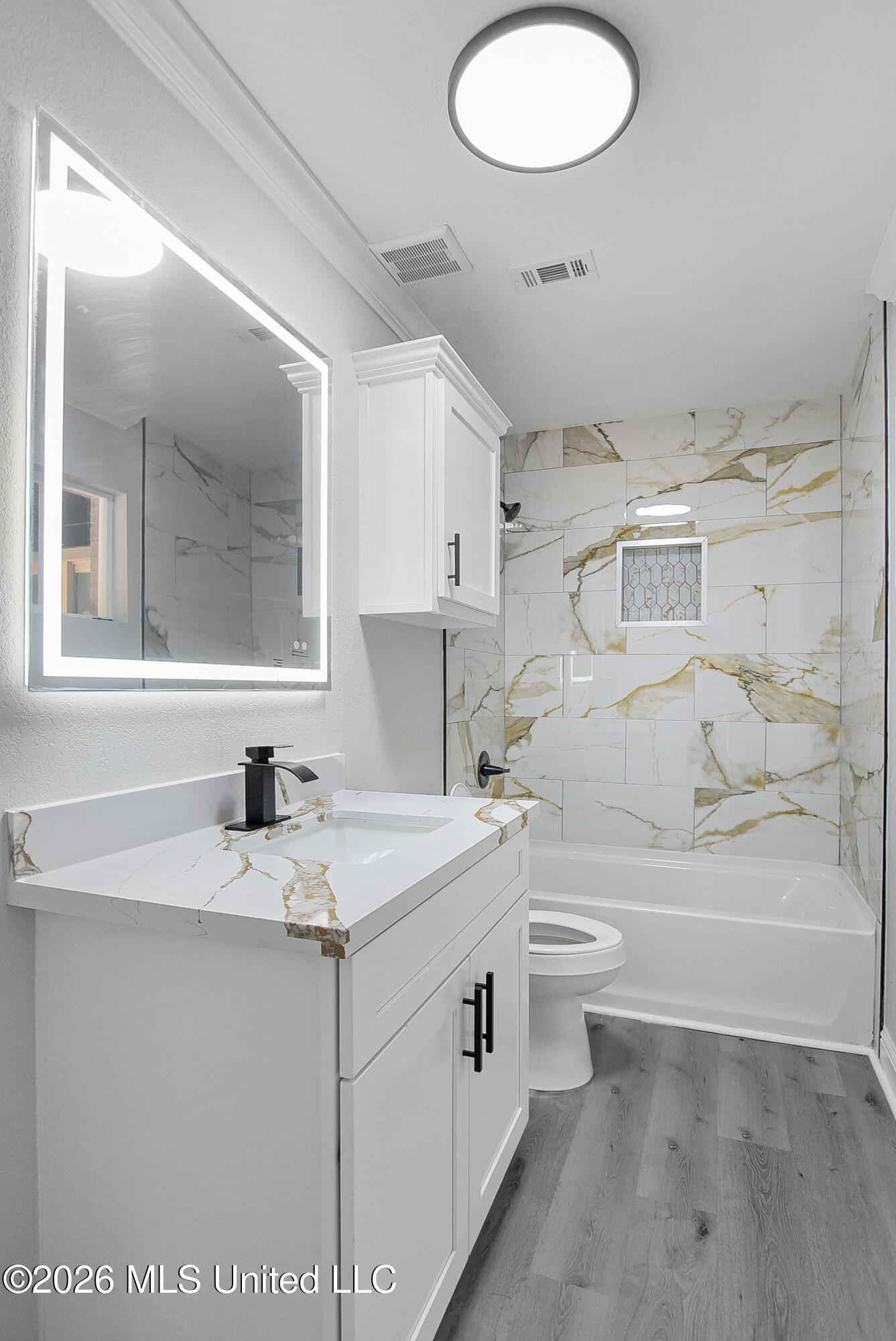 2104 Westgate Parkway Property Photo 15