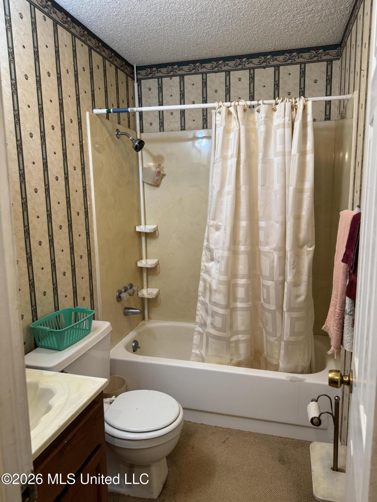 4468 Mccracken Road Property Photo 3
