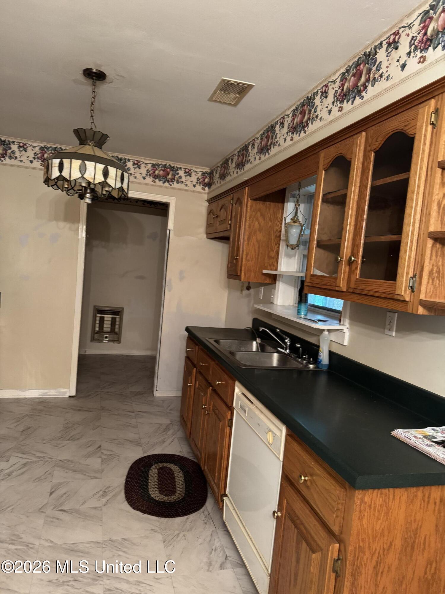 4468 Mccracken Road Property Photo 4