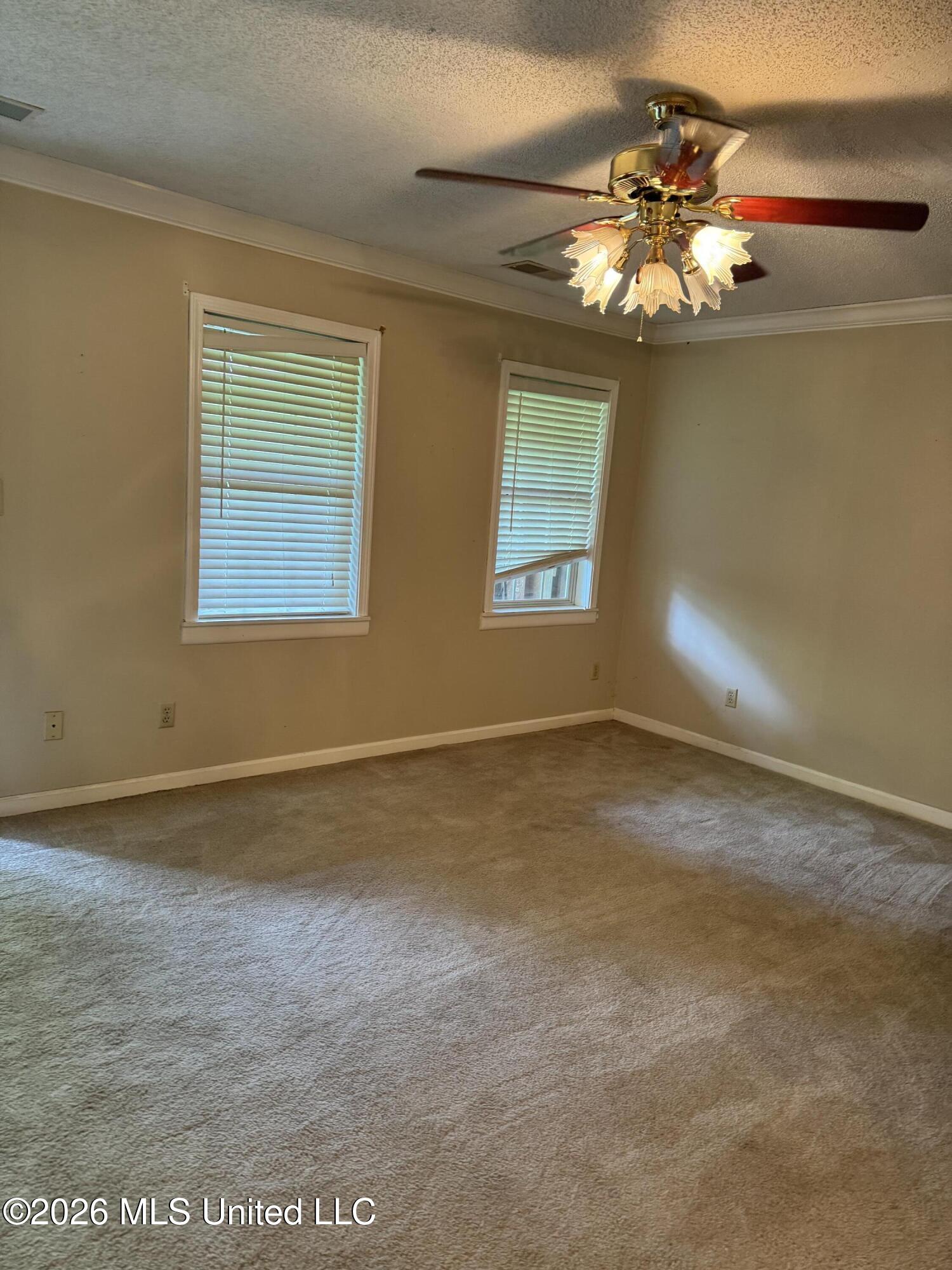 4468 Mccracken Road Property Photo 7