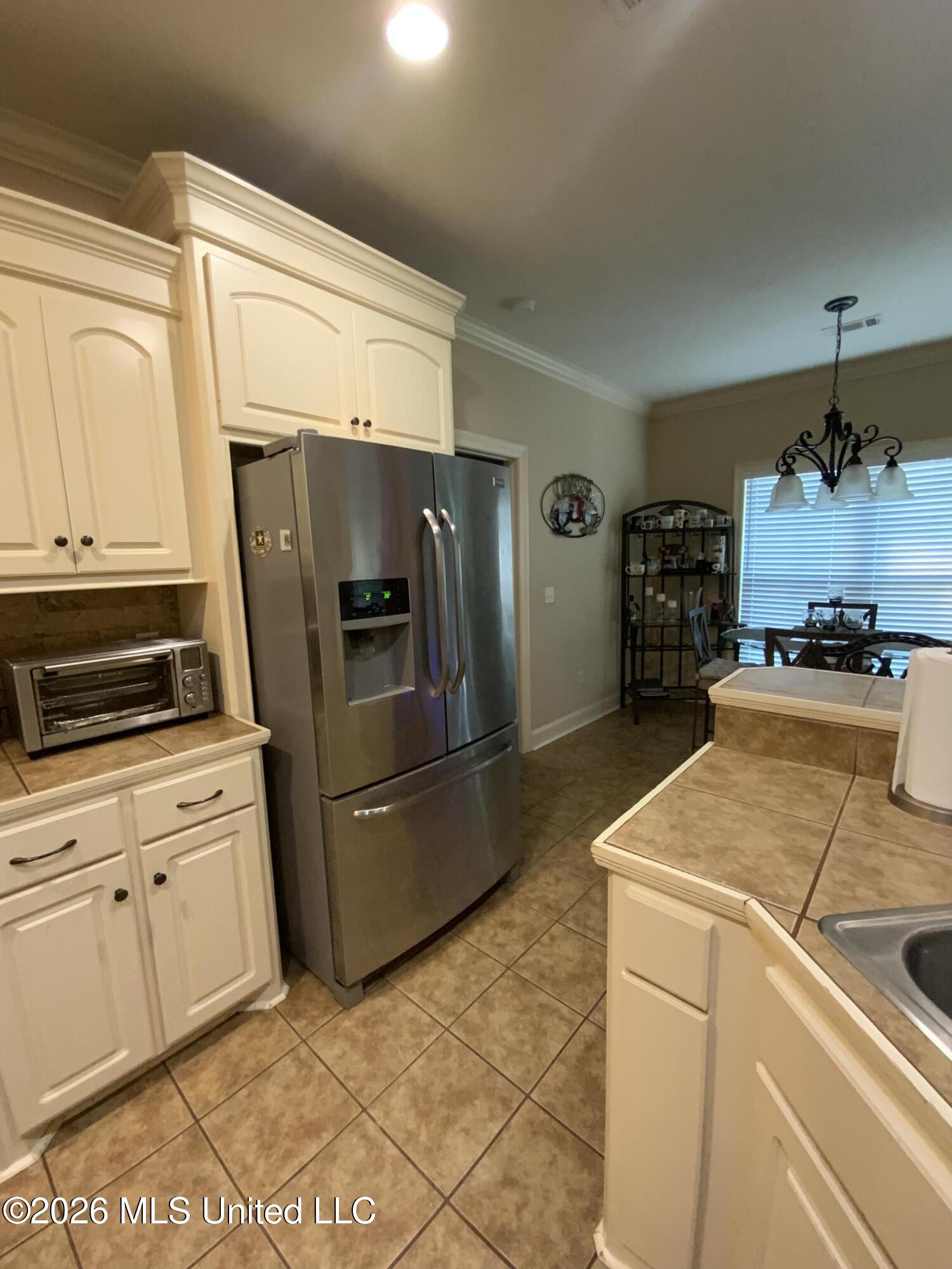 785 Creston Drive Property Photo 14