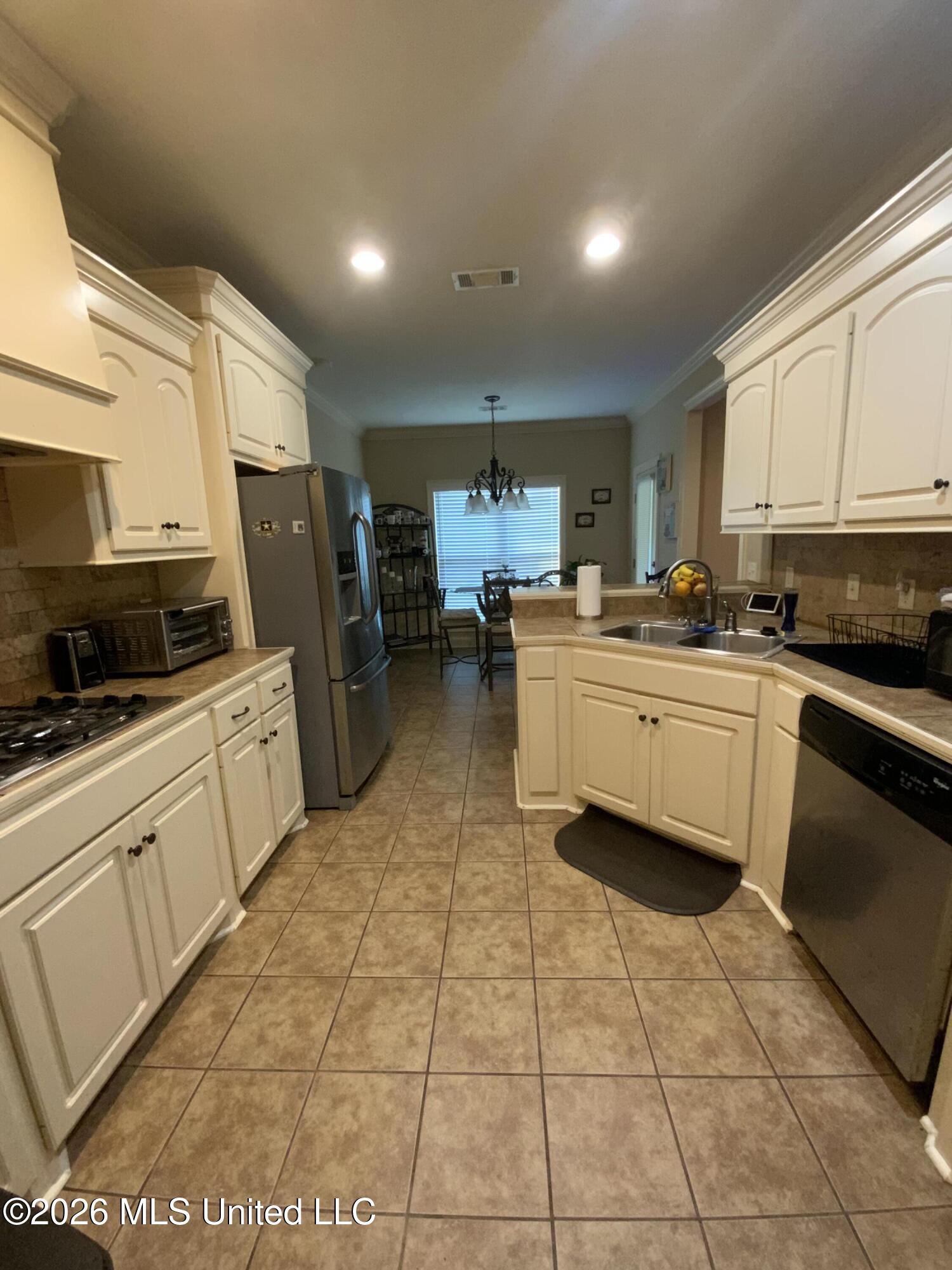 785 Creston Drive Property Photo 19