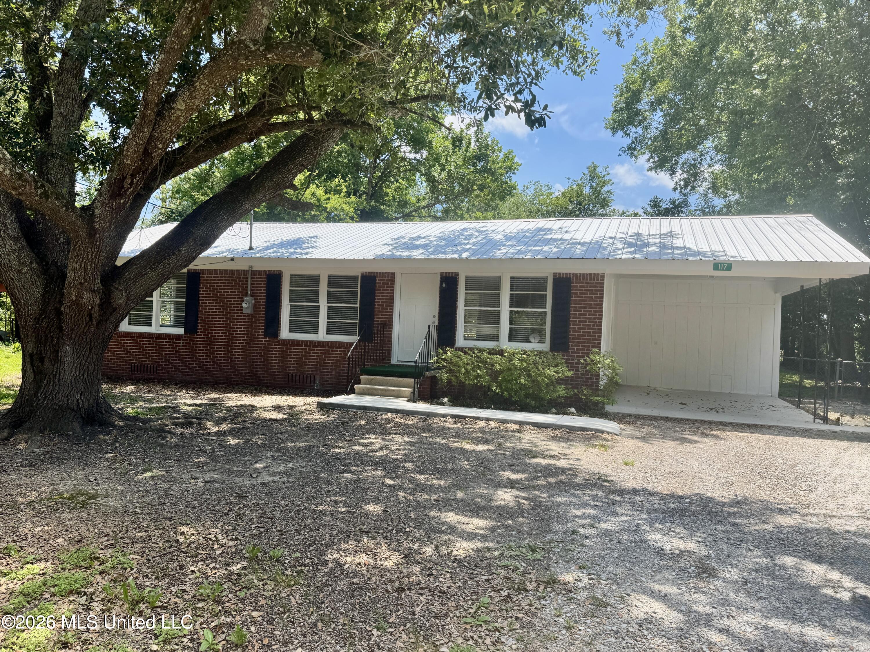 117 Grape Street Property Photo 28