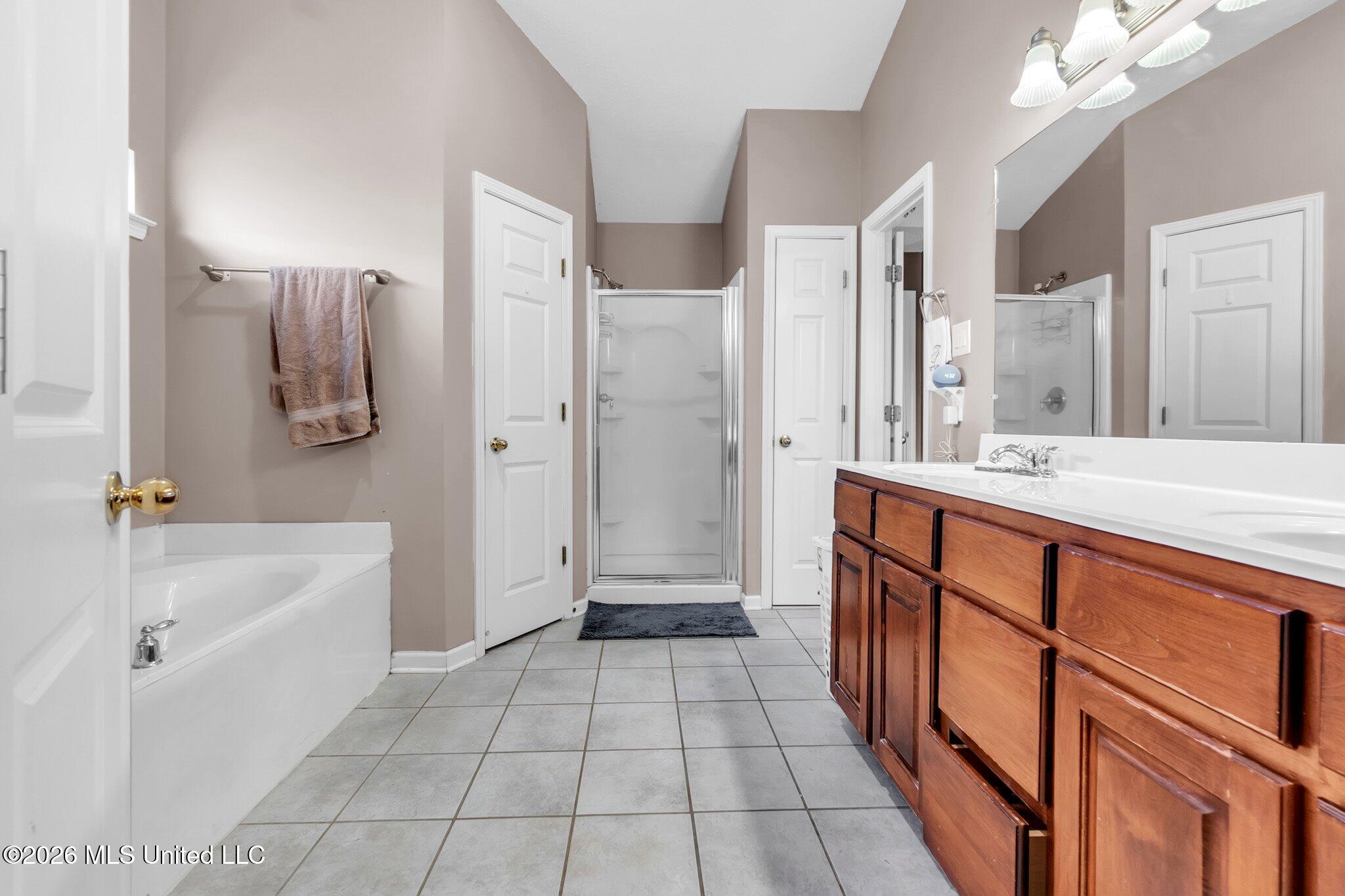 108 Sunrise Cove Property Photo 19
