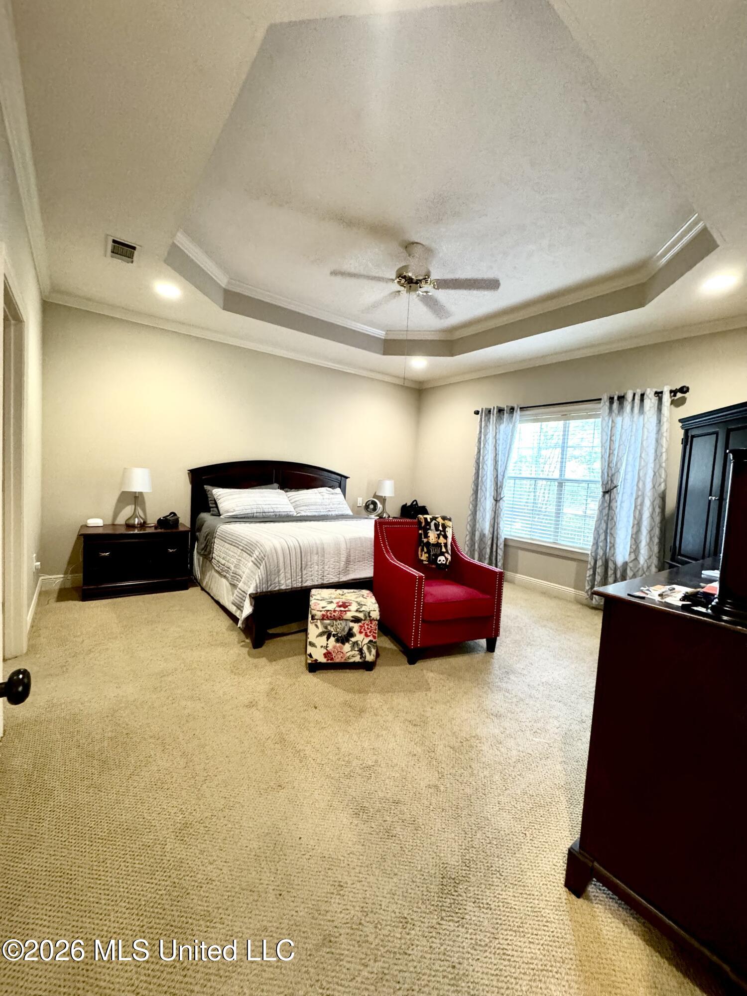 620 Turnberry Lane Property Photo 10