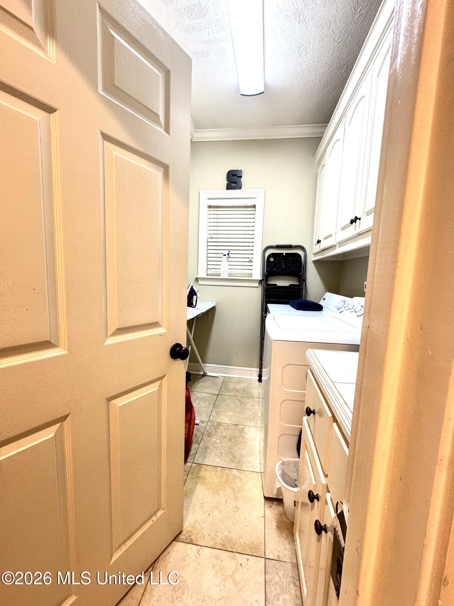 620 Turnberry Lane Property Photo 17