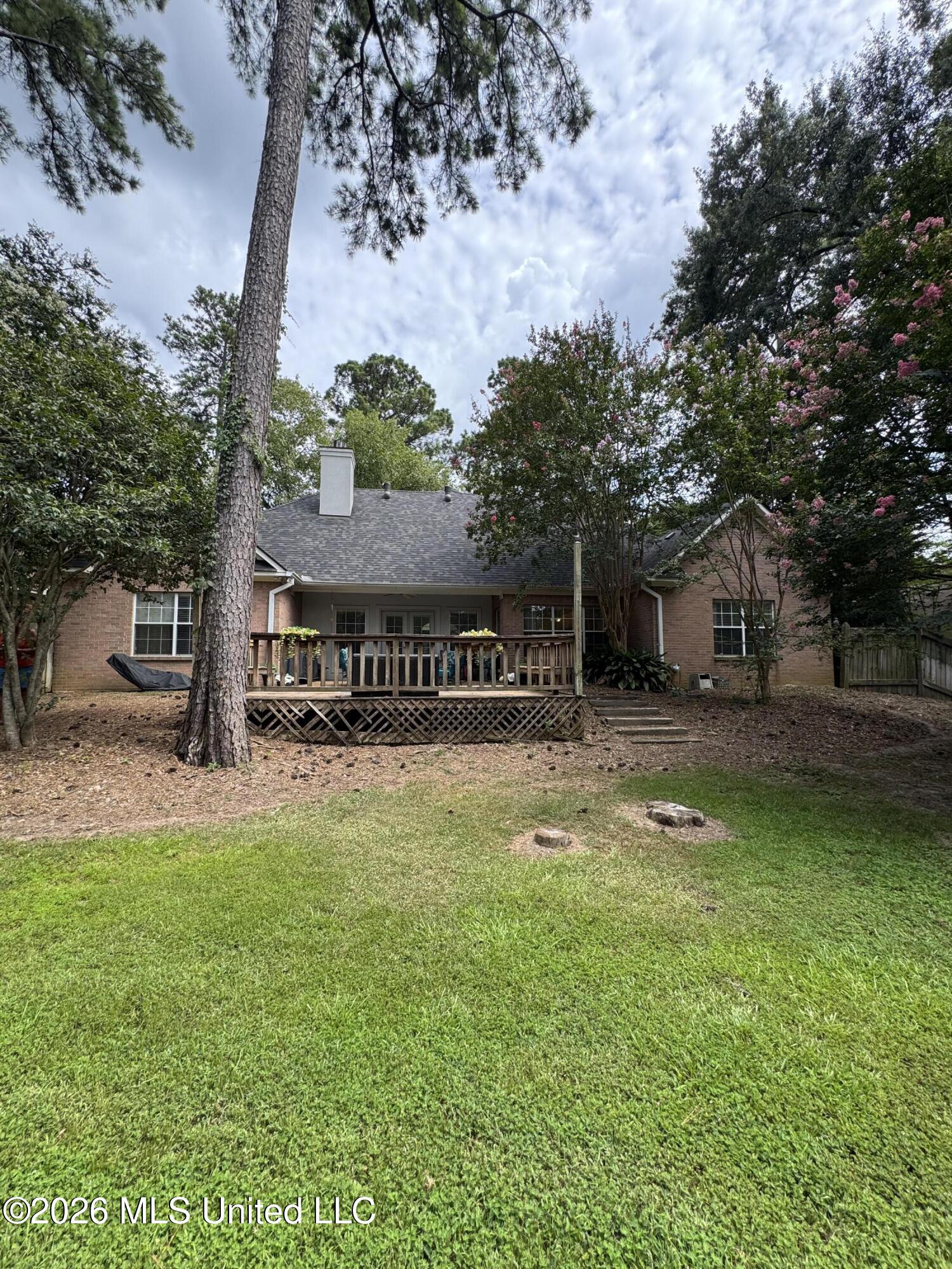 620 Turnberry Lane Property Photo 26