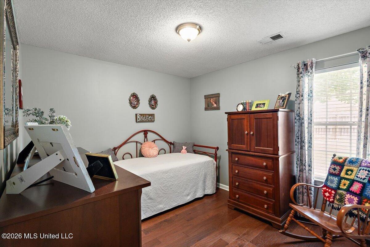7350 Thistledown Cove Property Photo 23