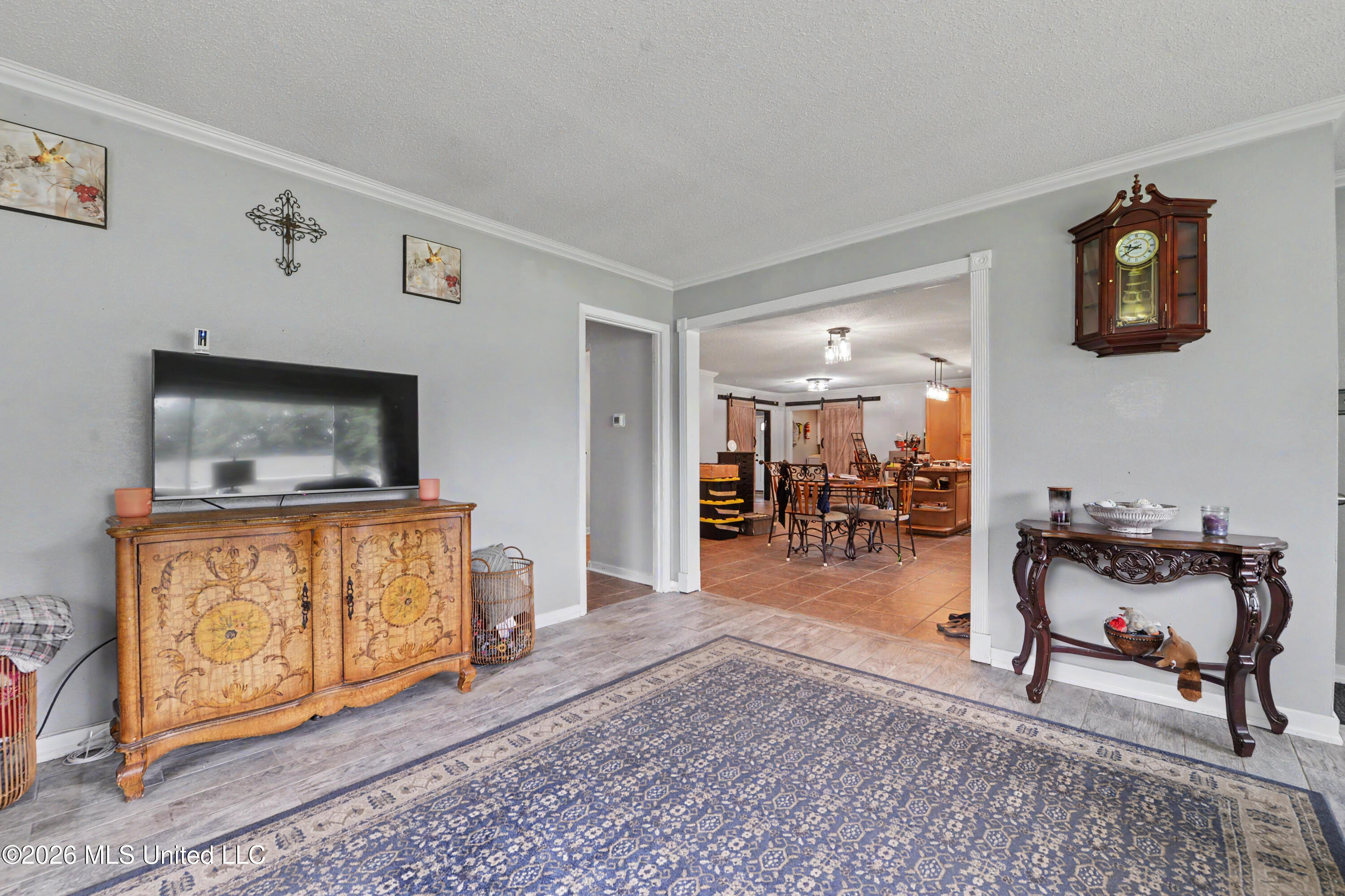 2215 Popps Ferry Road Property Photo 5