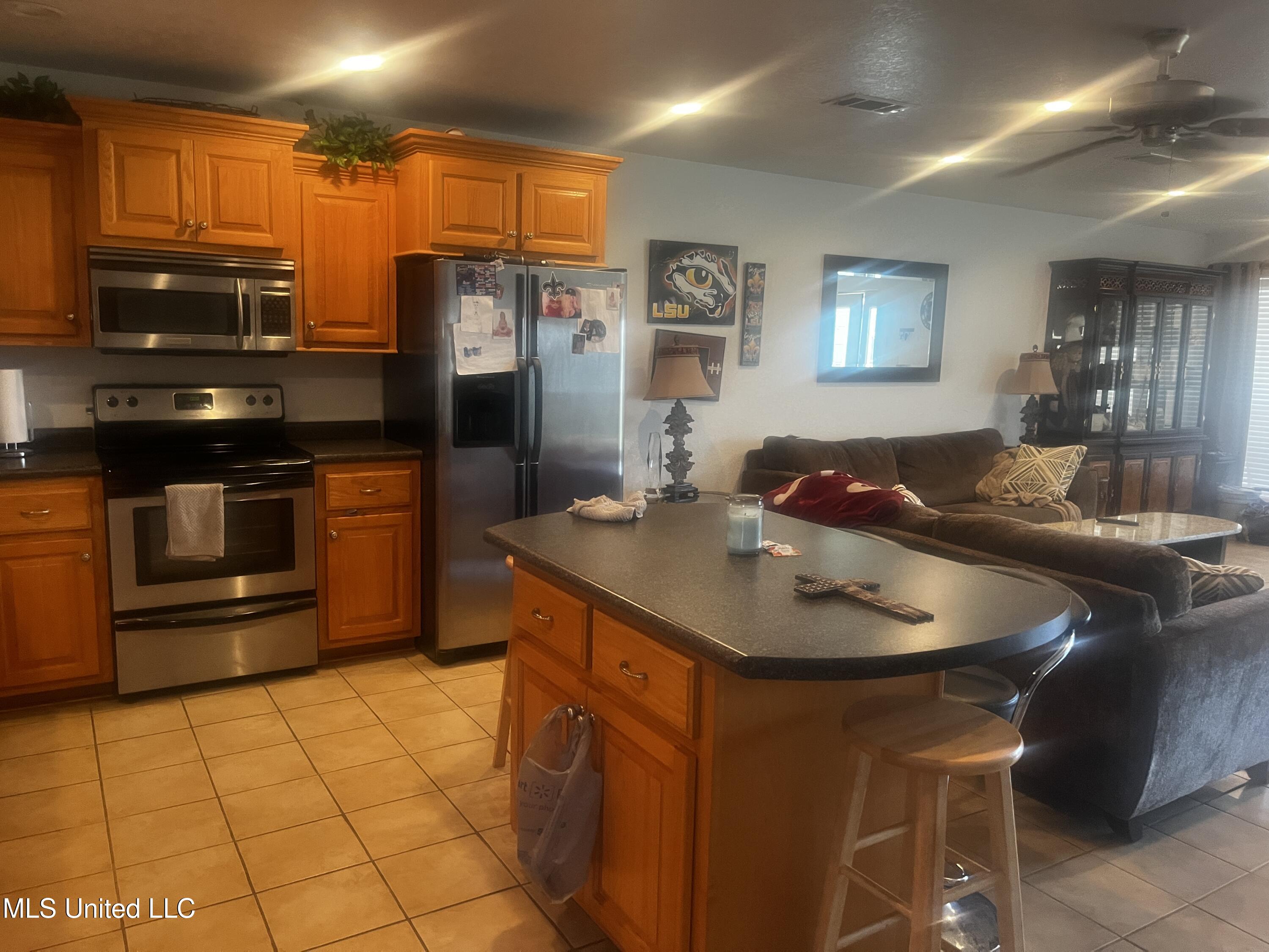 3222 Toncrey Road Property Photo 8