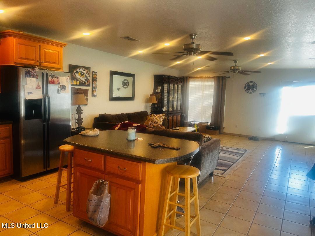 3222 Toncrey Road Property Photo 9