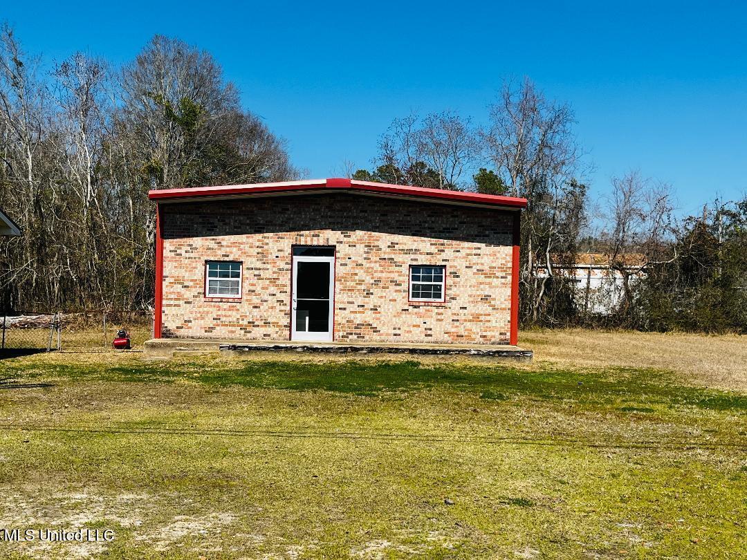 3222 Toncrey Road Property Photo 12