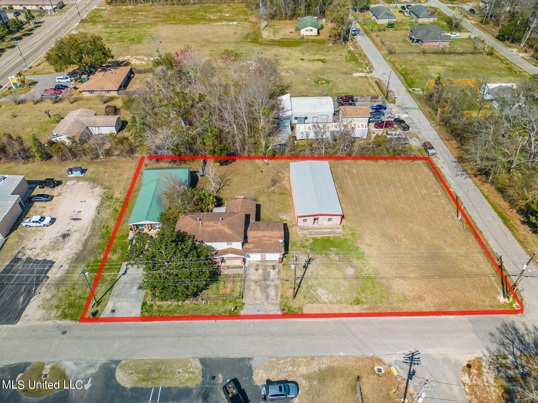 3222 Toncrey Road Property Photo 1