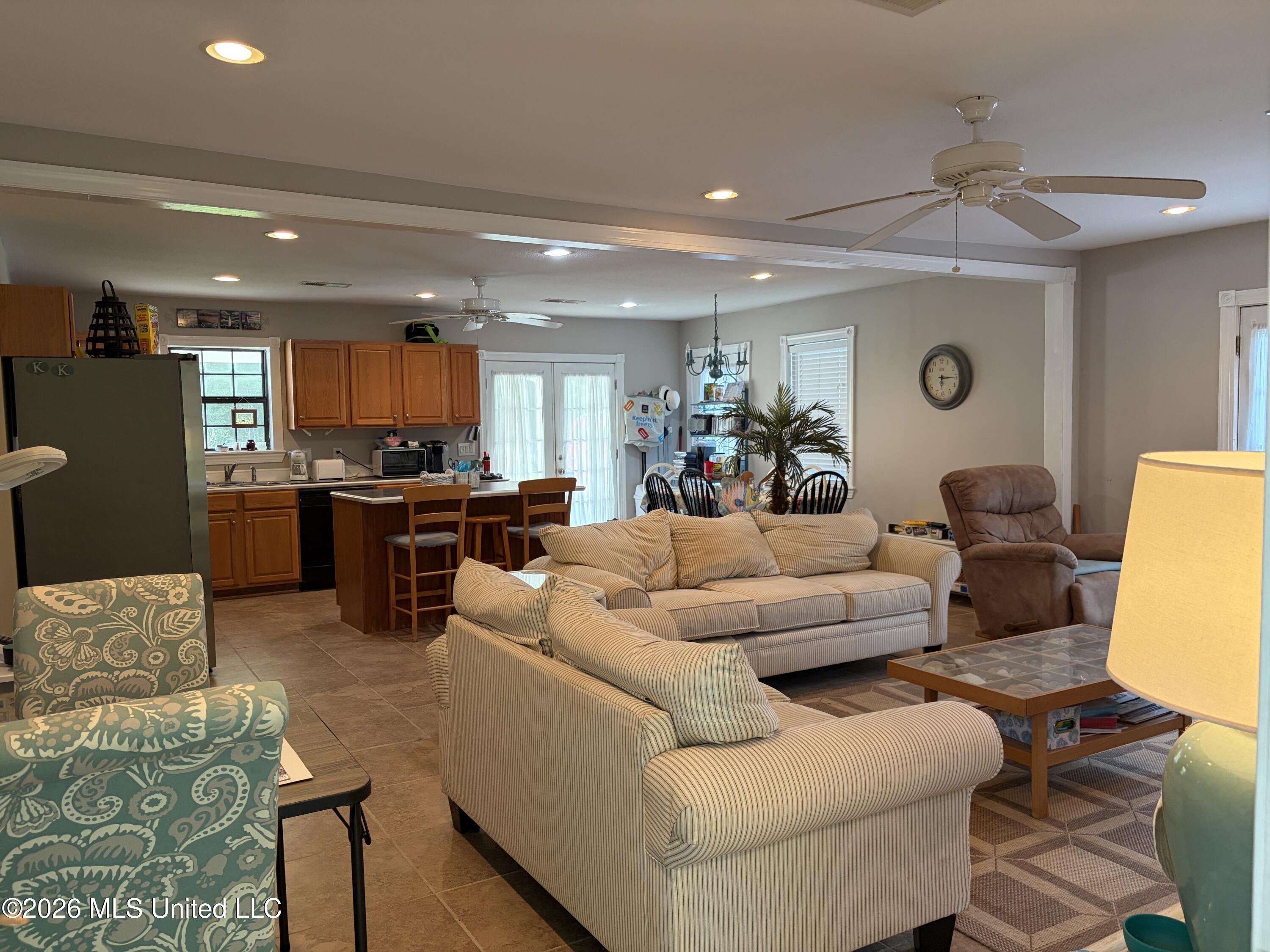 263 Pine Ridge Drive Property Photo 4