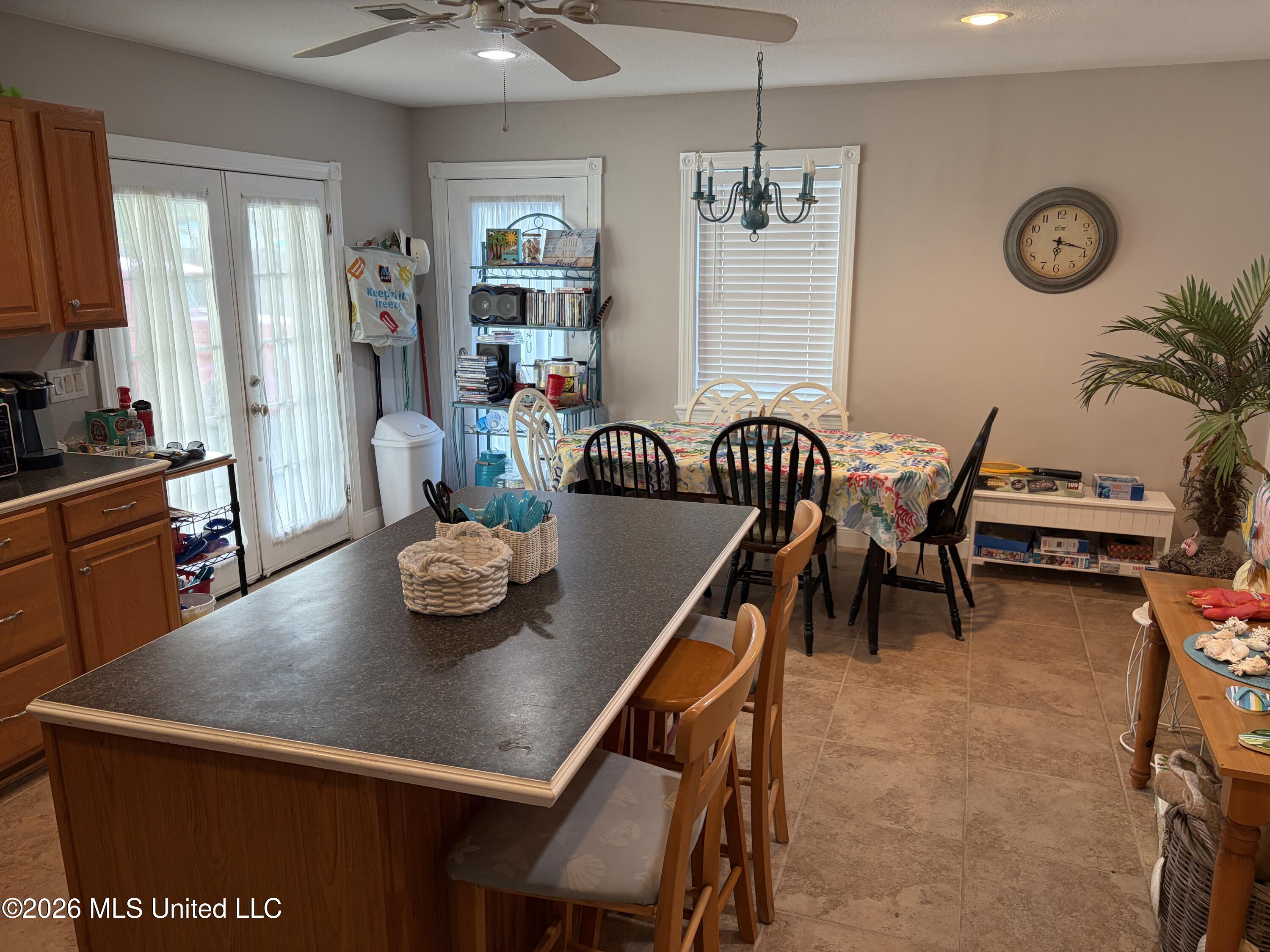 263 Pine Ridge Drive Property Photo 5