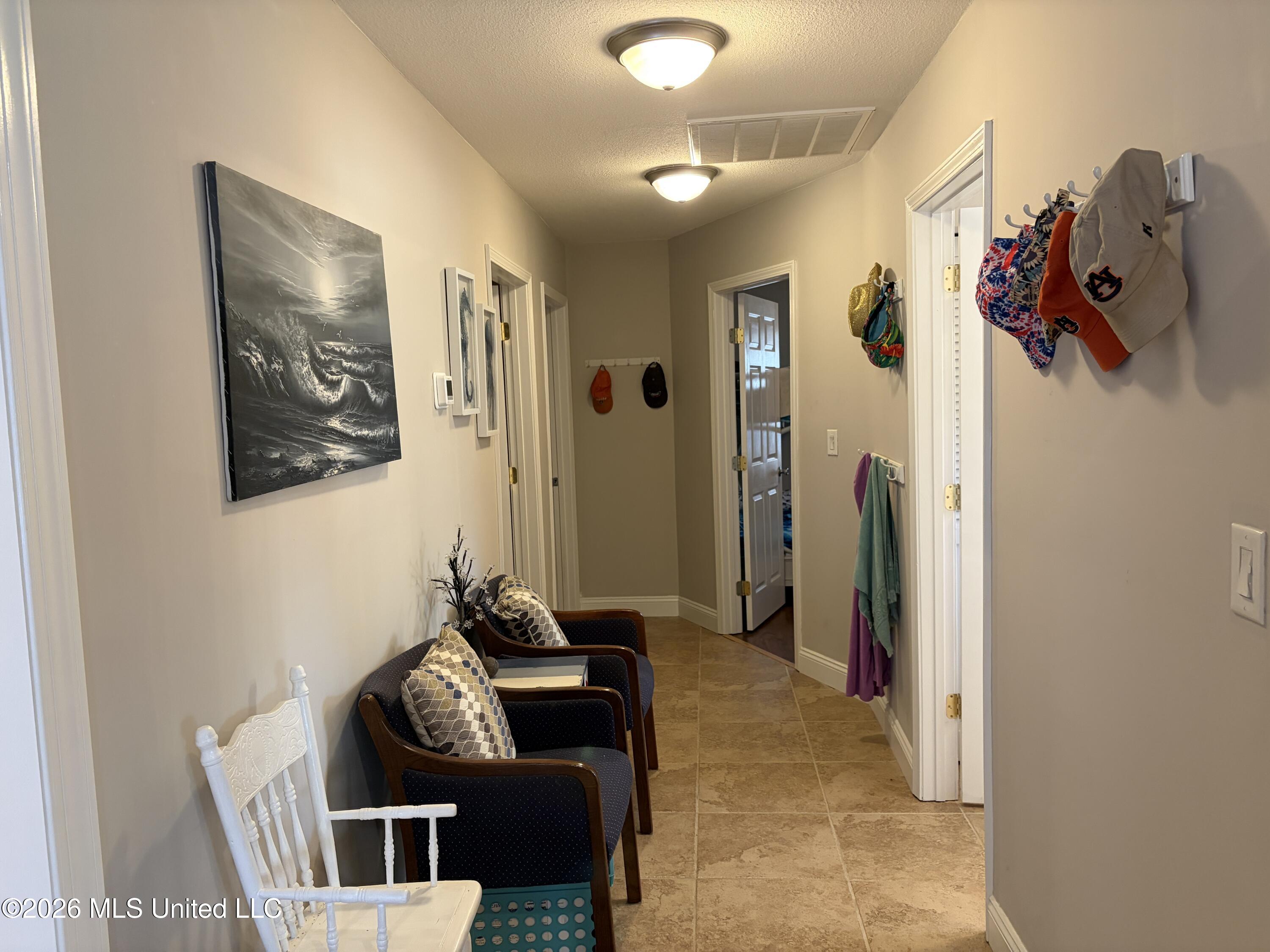 263 Pine Ridge Drive Property Photo 7