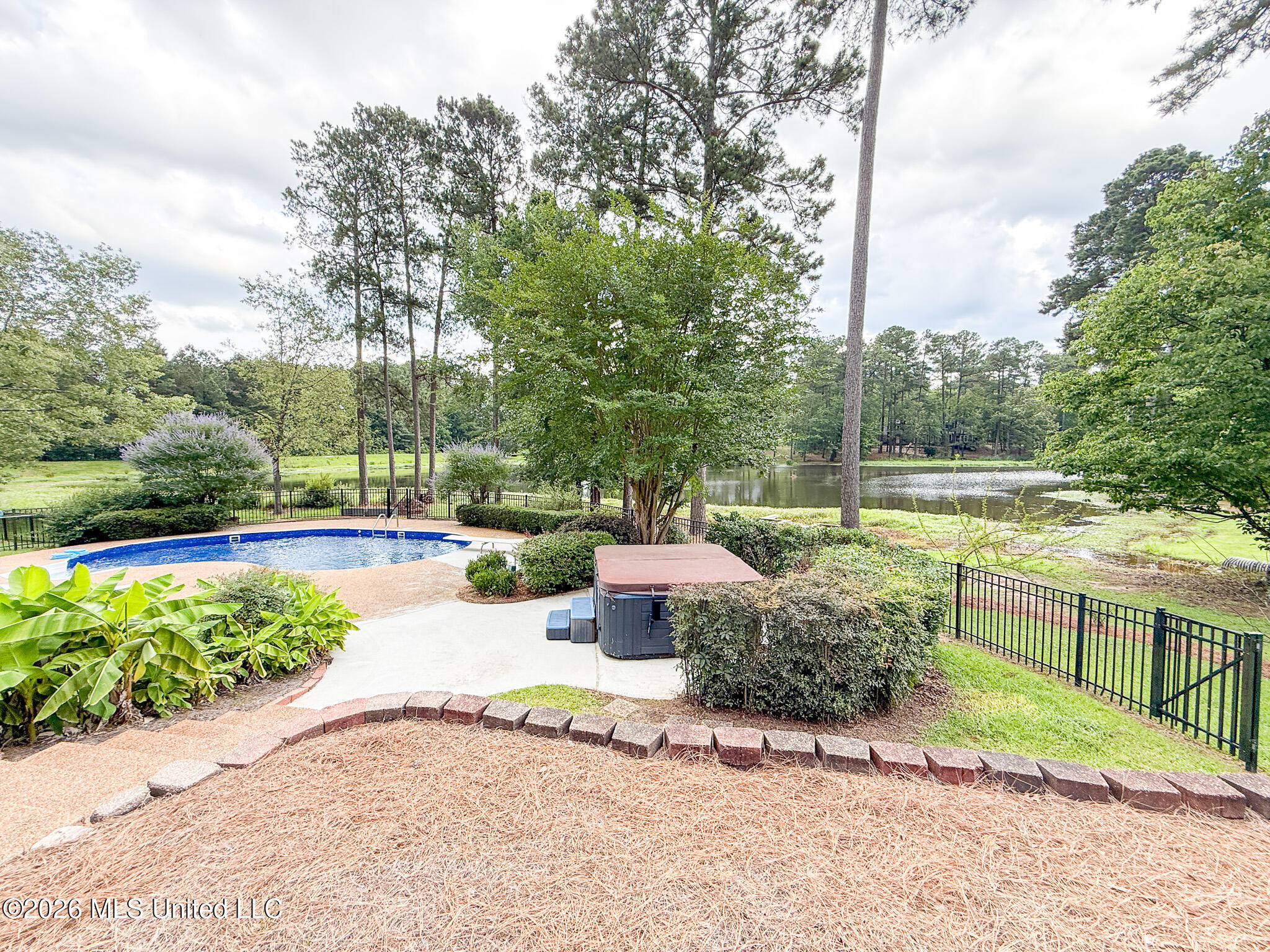 114 Redbud Drive Property Photo 28