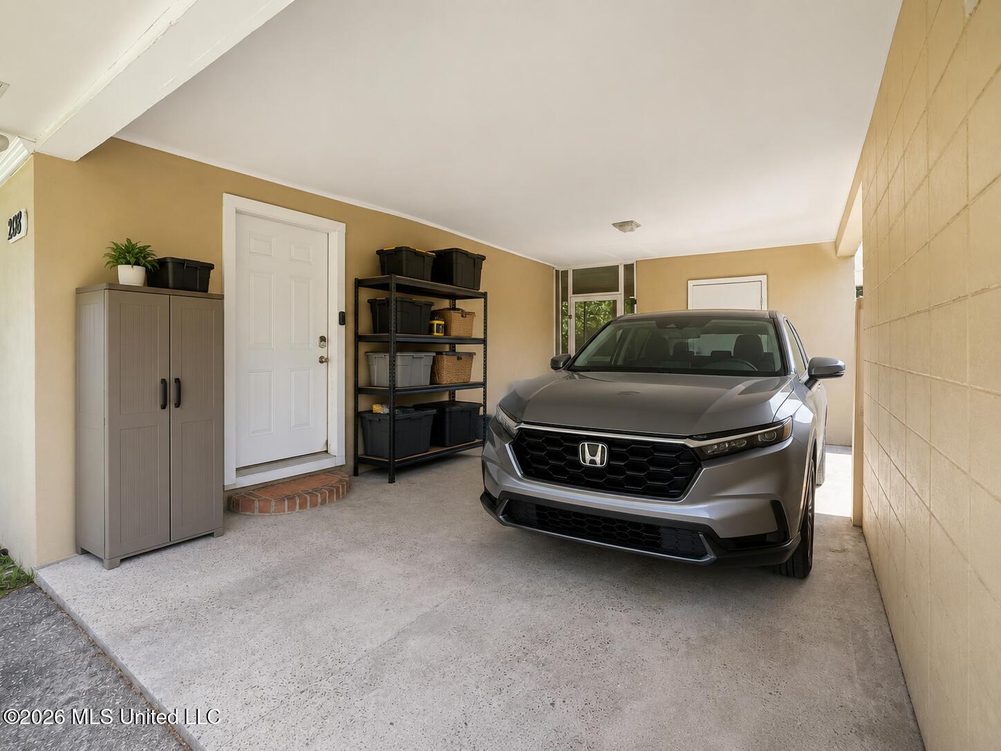 2128 Ames Street Property Photo 5