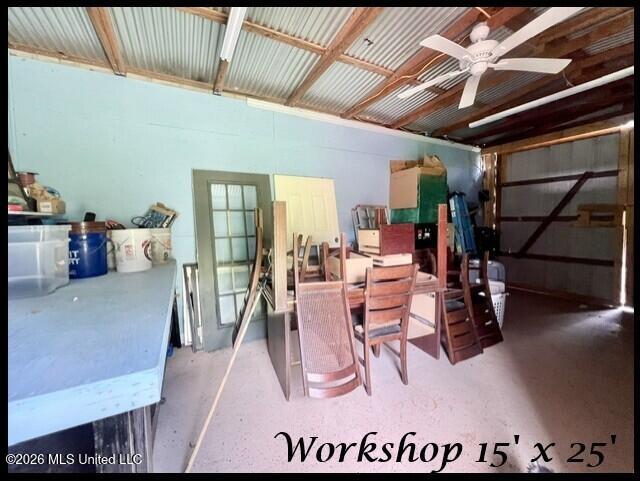 1055 Eastview Drive Property Photo 24