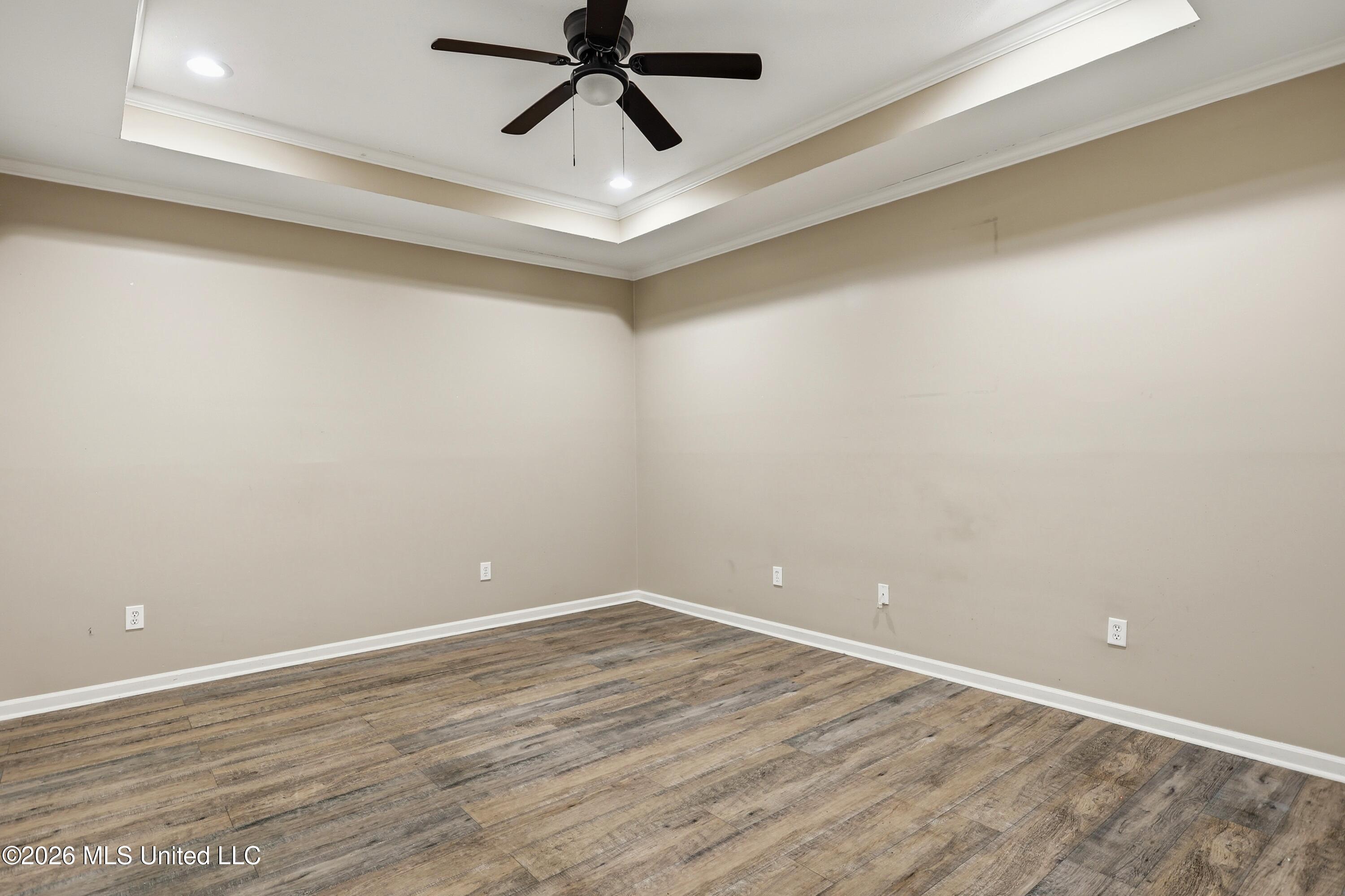 707 Versailles Drive Property Photo 17