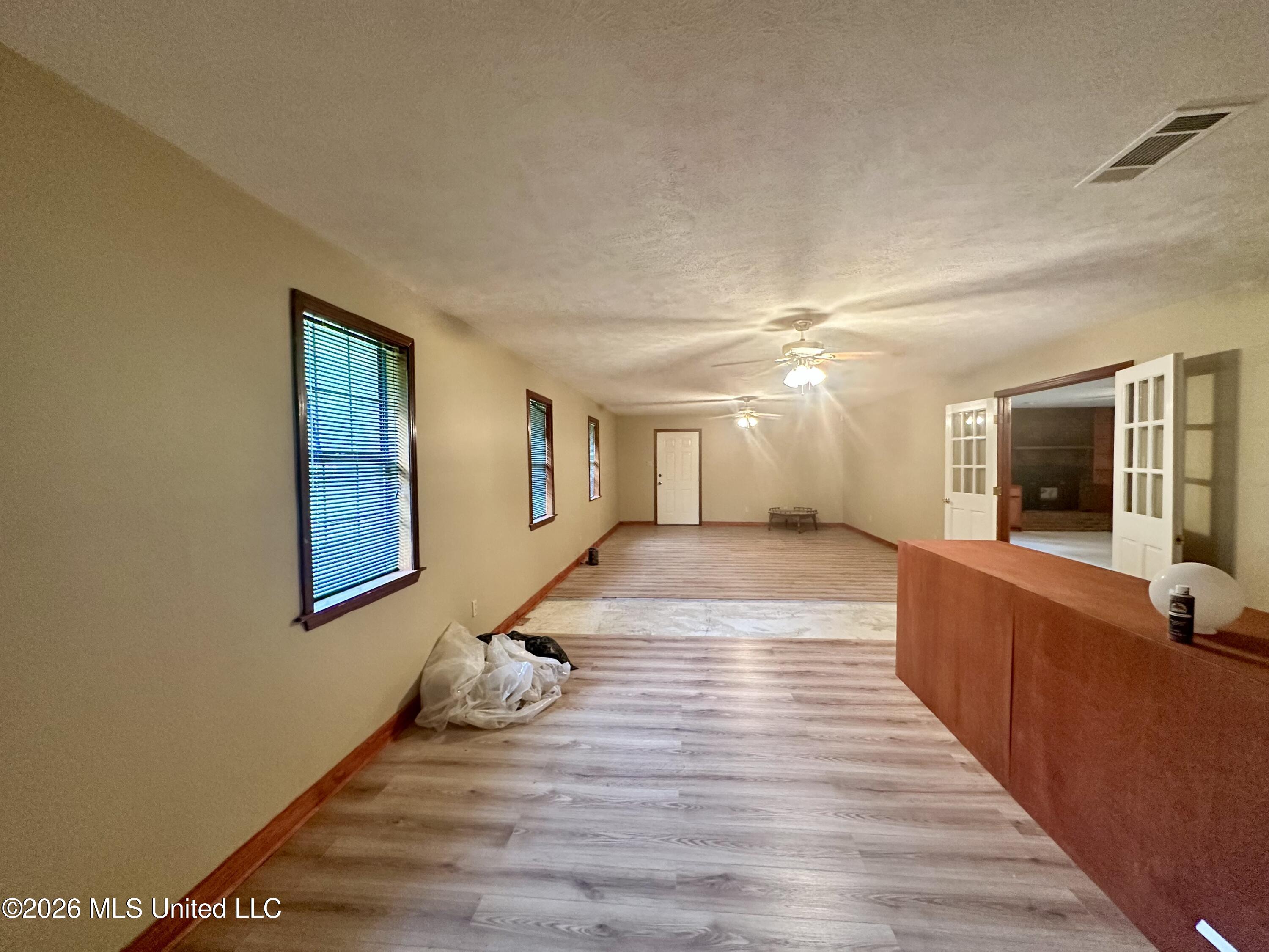 108 Broadmoor Drive Property Photo 6