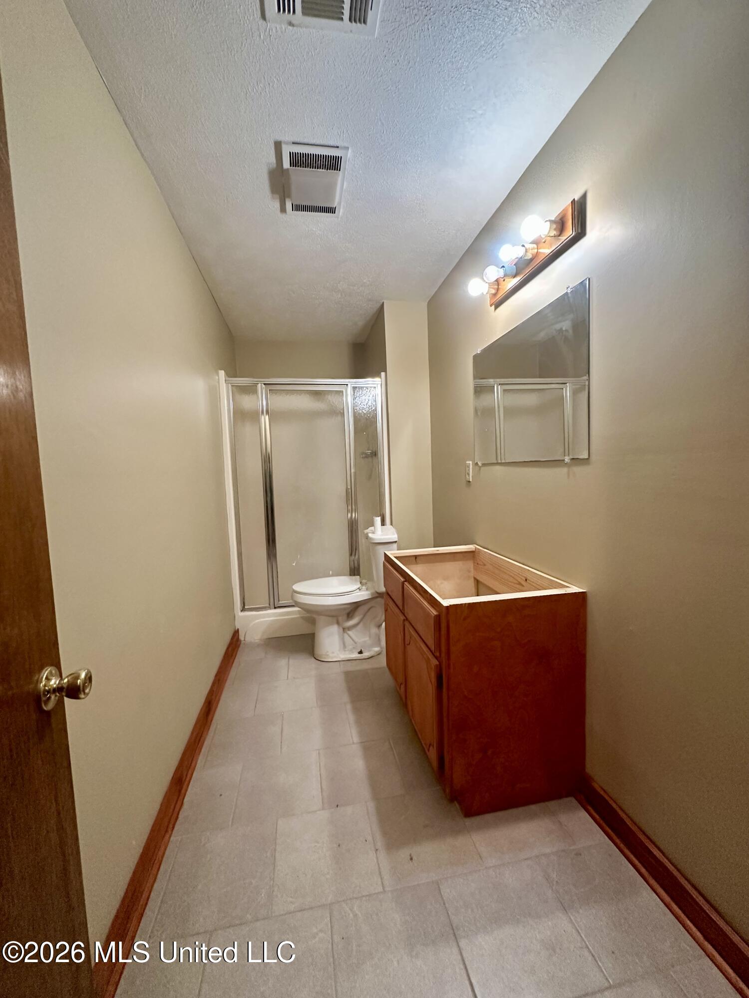 108 Broadmoor Drive Property Photo 13