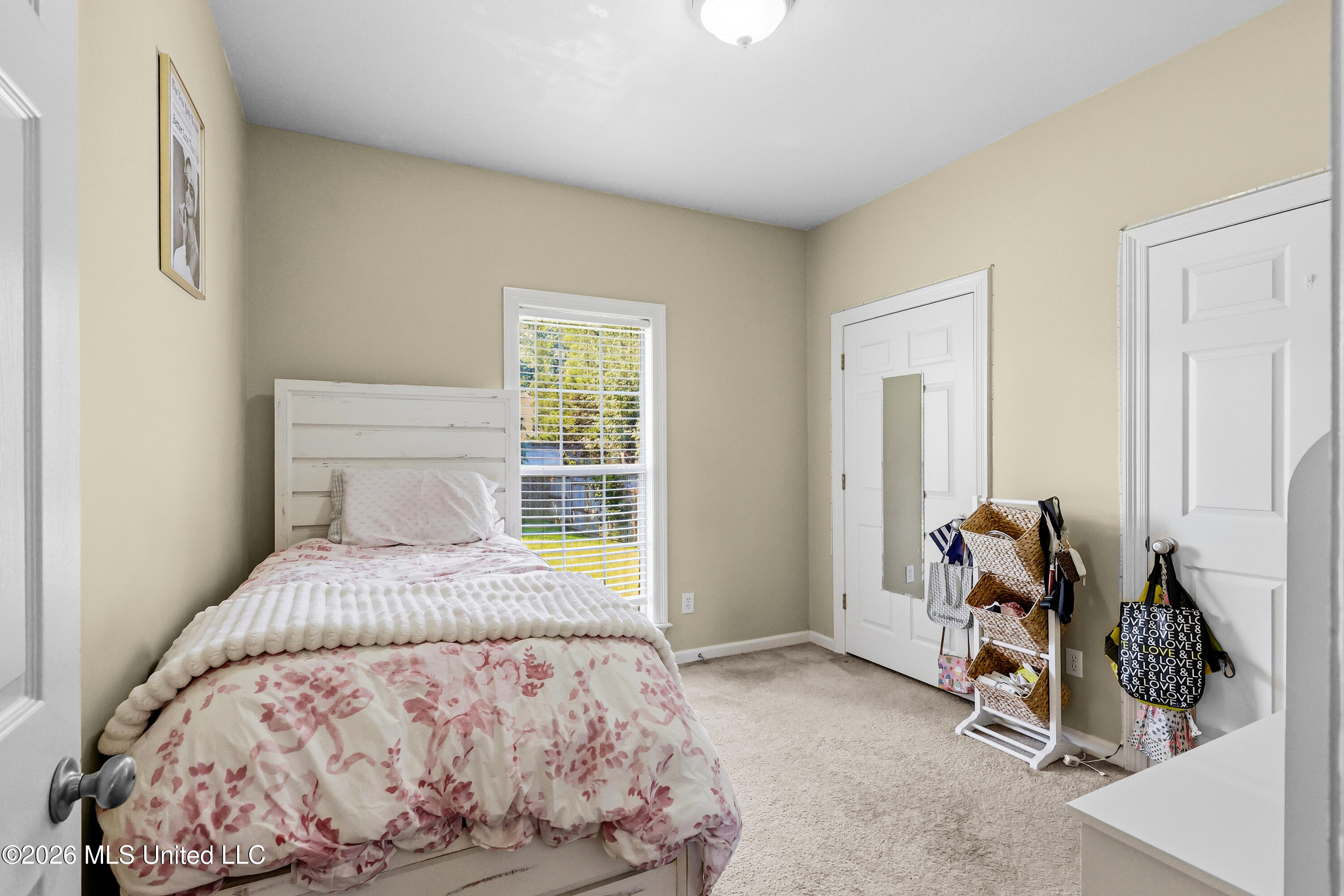 129 Warrior Lane Property Photo 8
