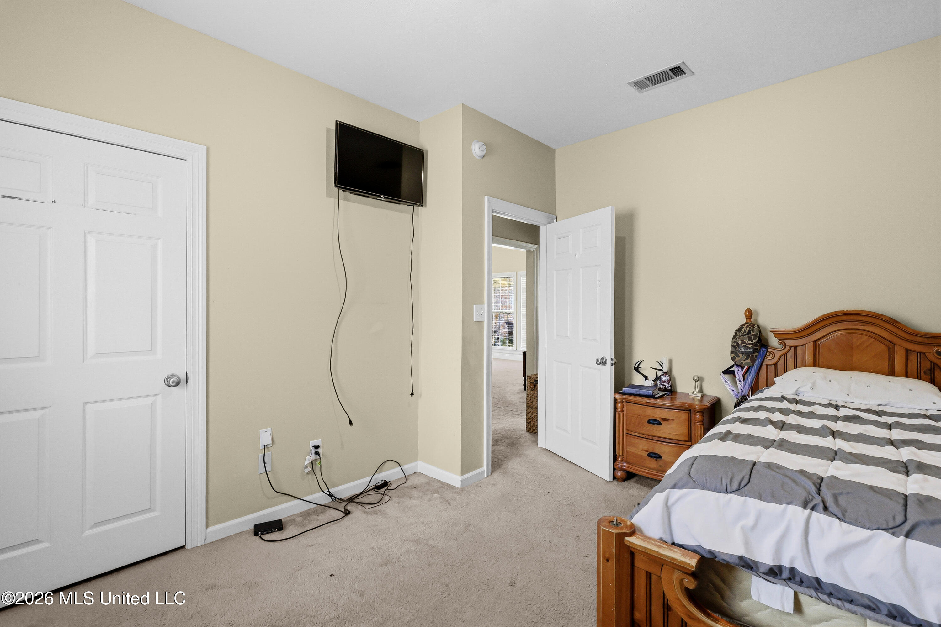 129 Warrior Lane Property Photo 11