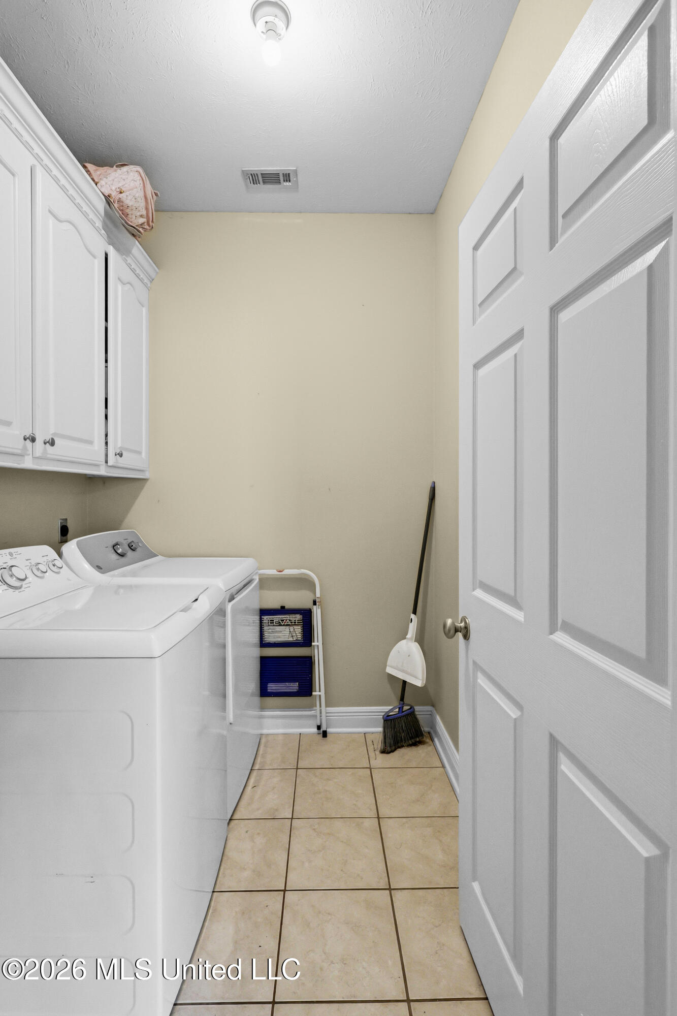 129 Warrior Lane Property Photo 13