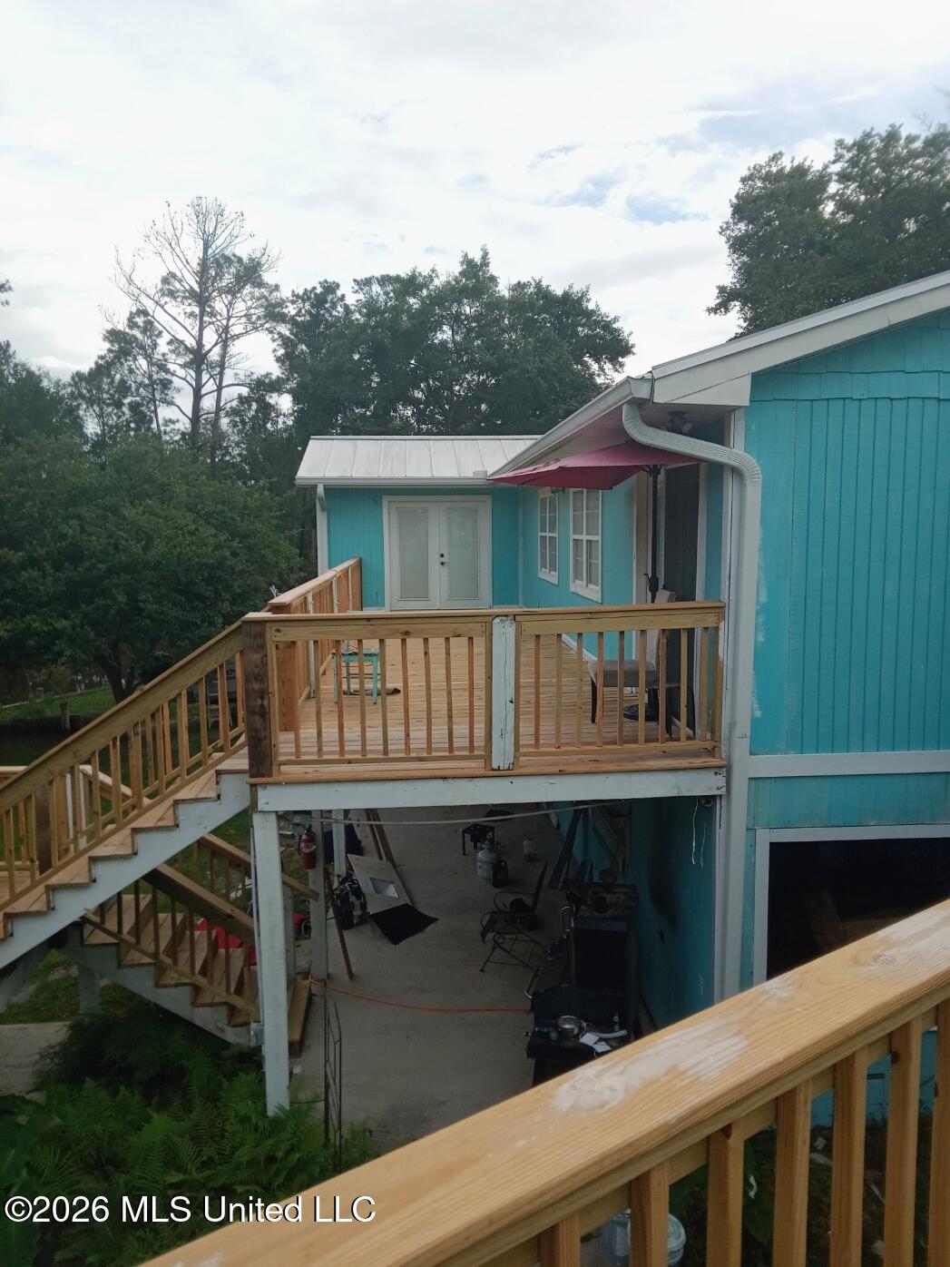 1832 Seacrest Property Photo 3