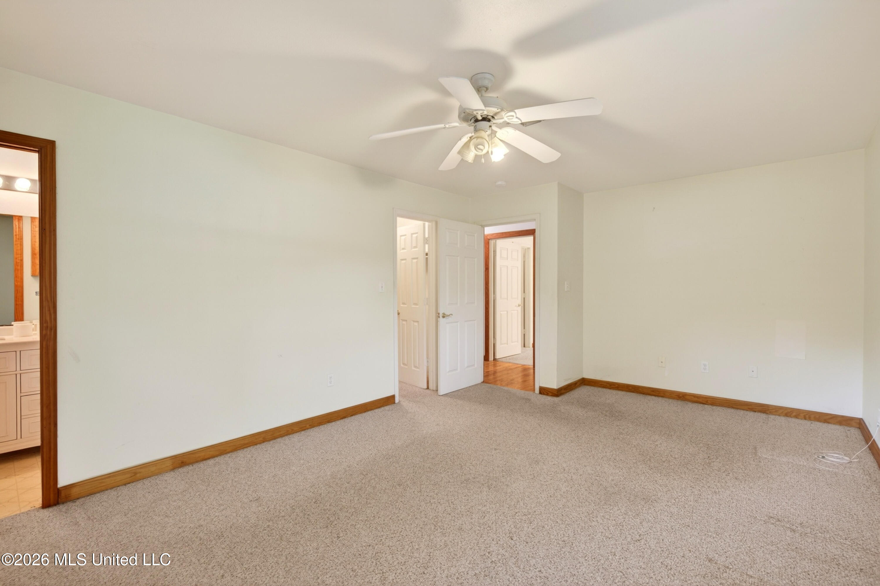 19119 E Highland Drive Property Photo 23