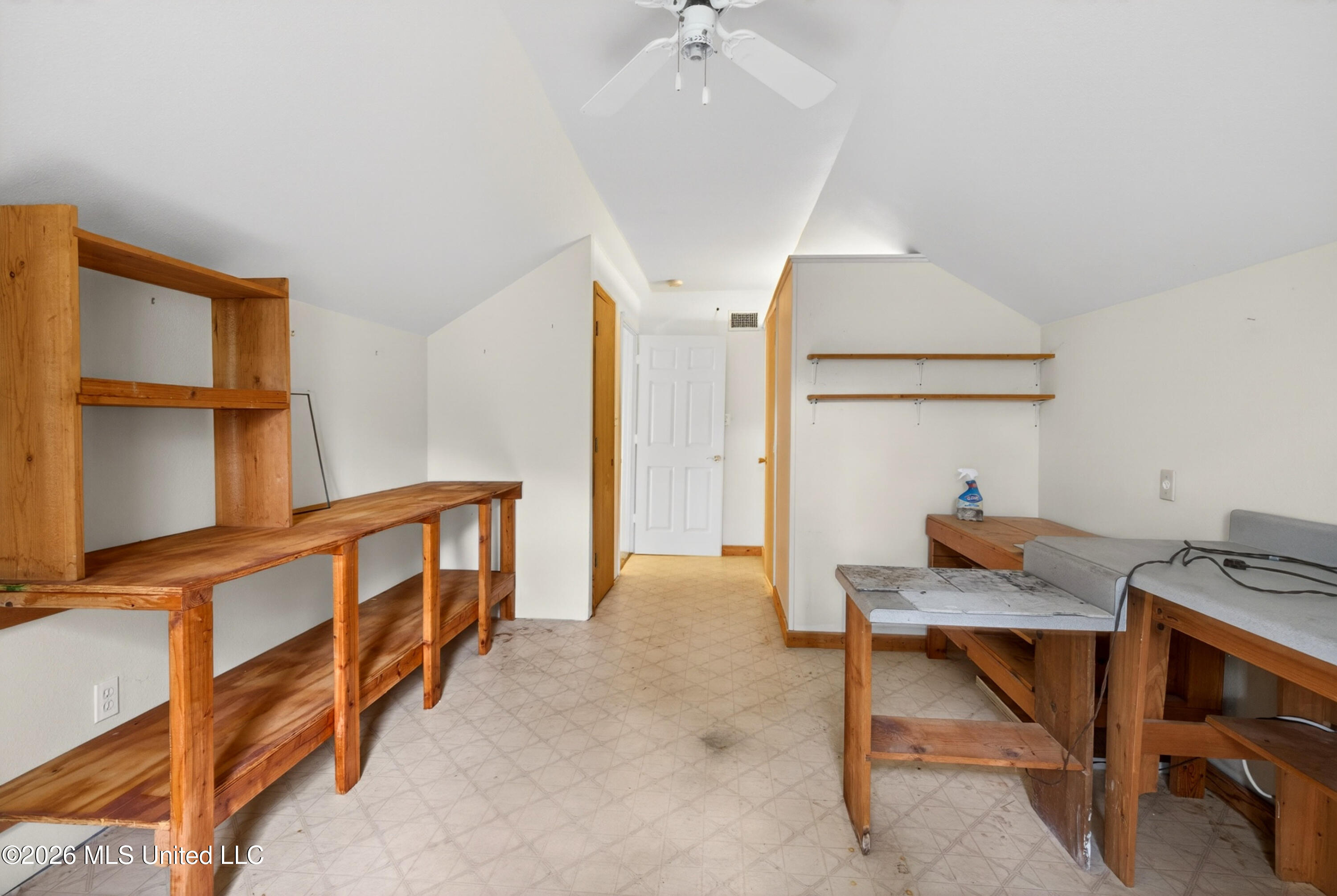 19119 E Highland Drive Property Photo 27