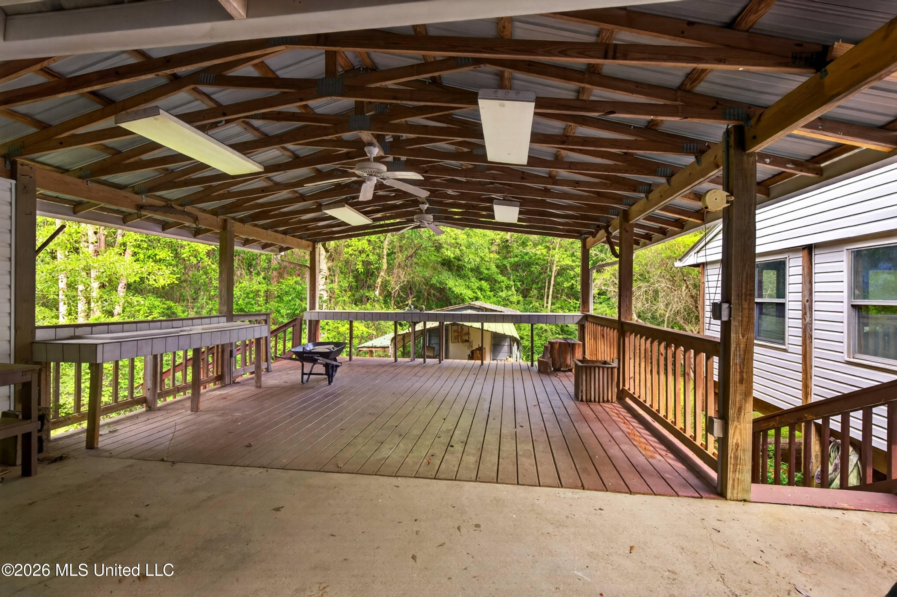 19119 E Highland Drive Property Photo 29