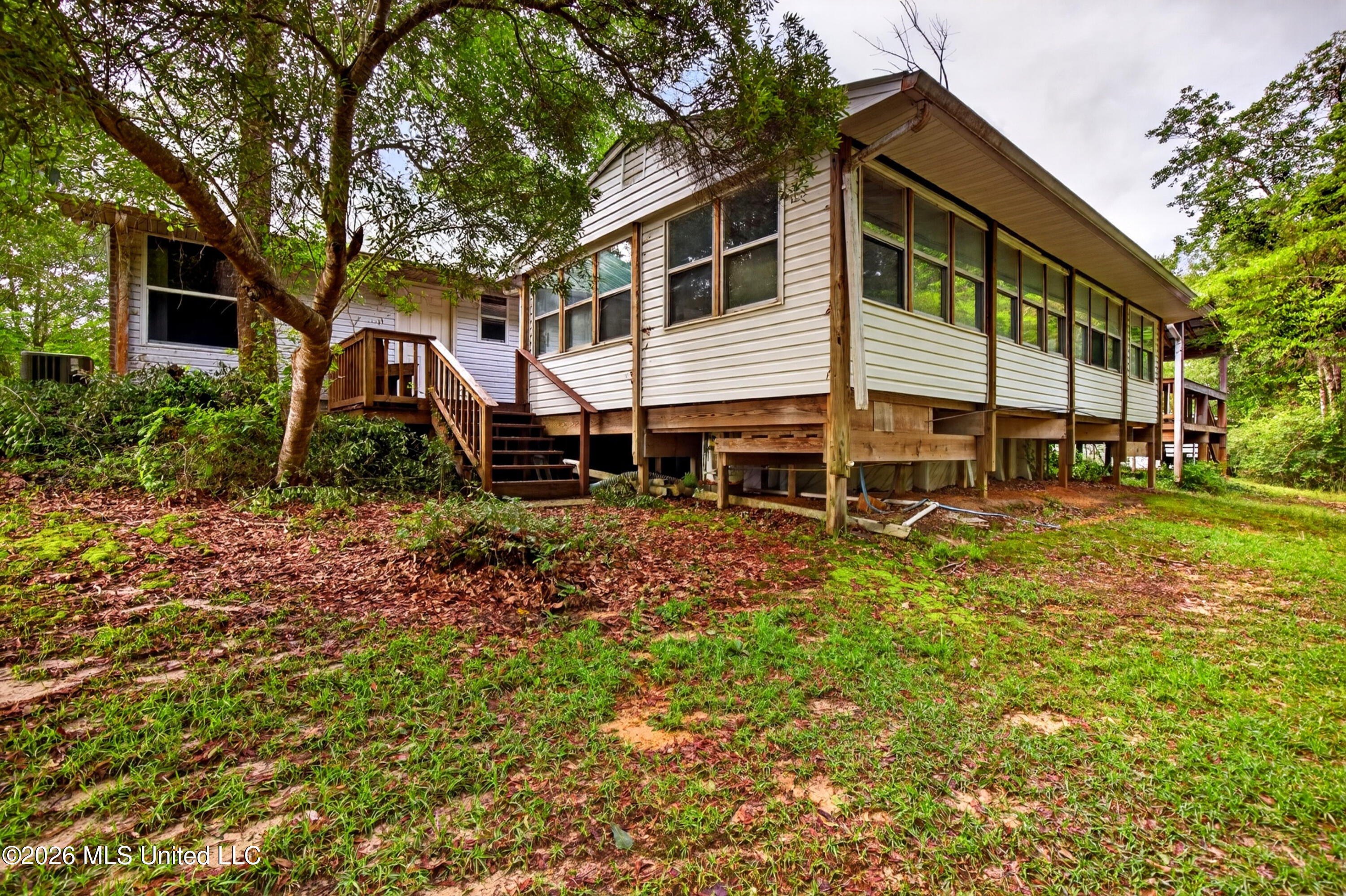 19119 E Highland Drive Property Photo 43