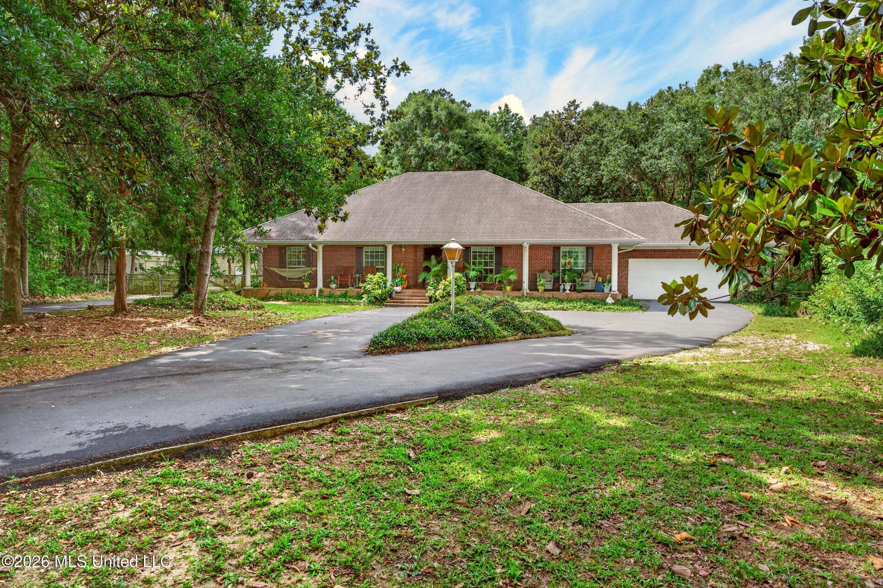 13293 Riverland Drive Property Photo 3
