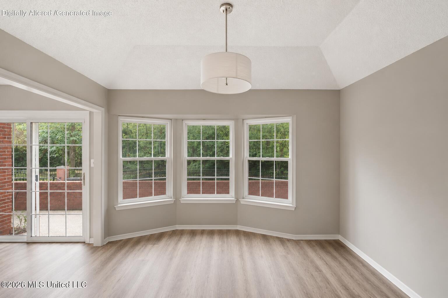 13293 Riverland Drive Property Photo 11