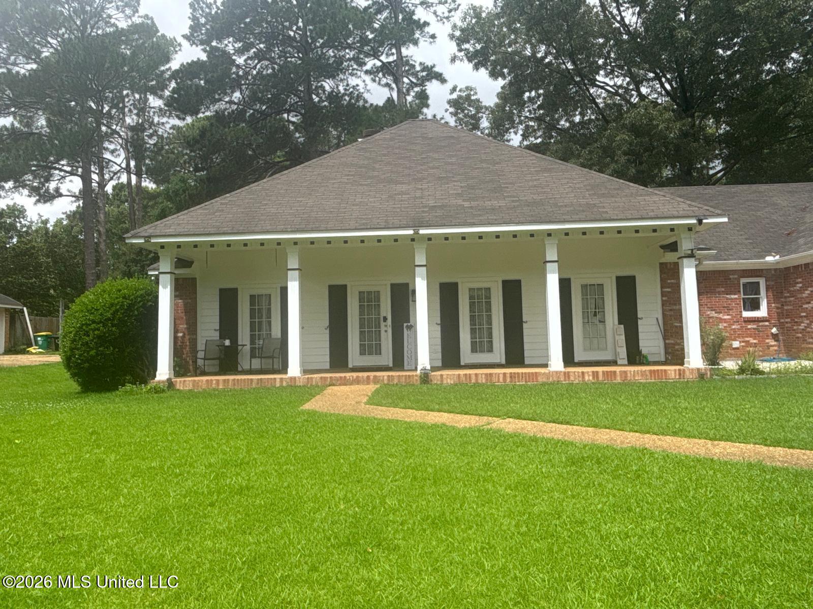 207 S Pear Orchard Road Property Photo 2