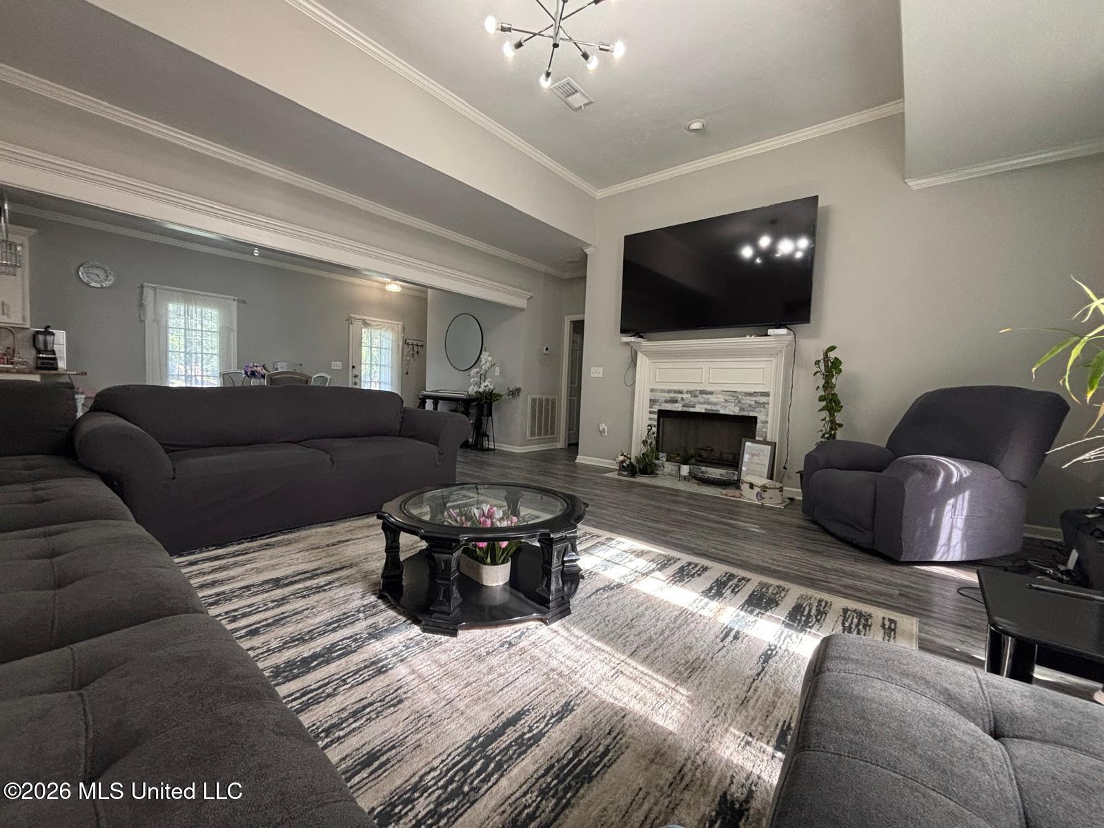 207 S Pear Orchard Road Property Photo 5