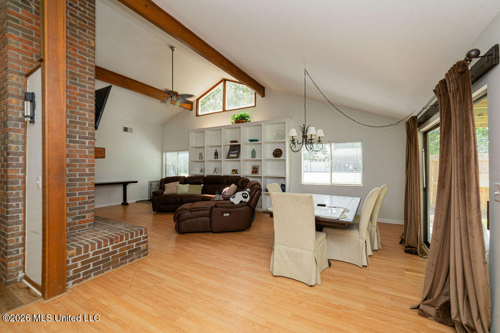5420 E Diamondhead Drive Property Photo 13