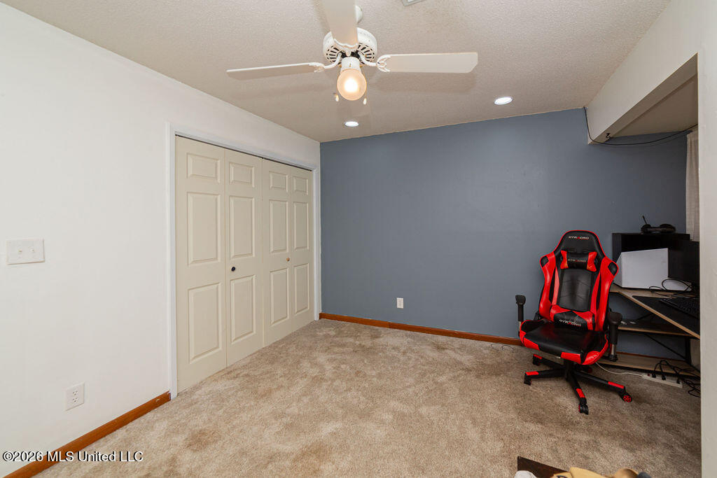 5420 E Diamondhead Drive Property Photo 25