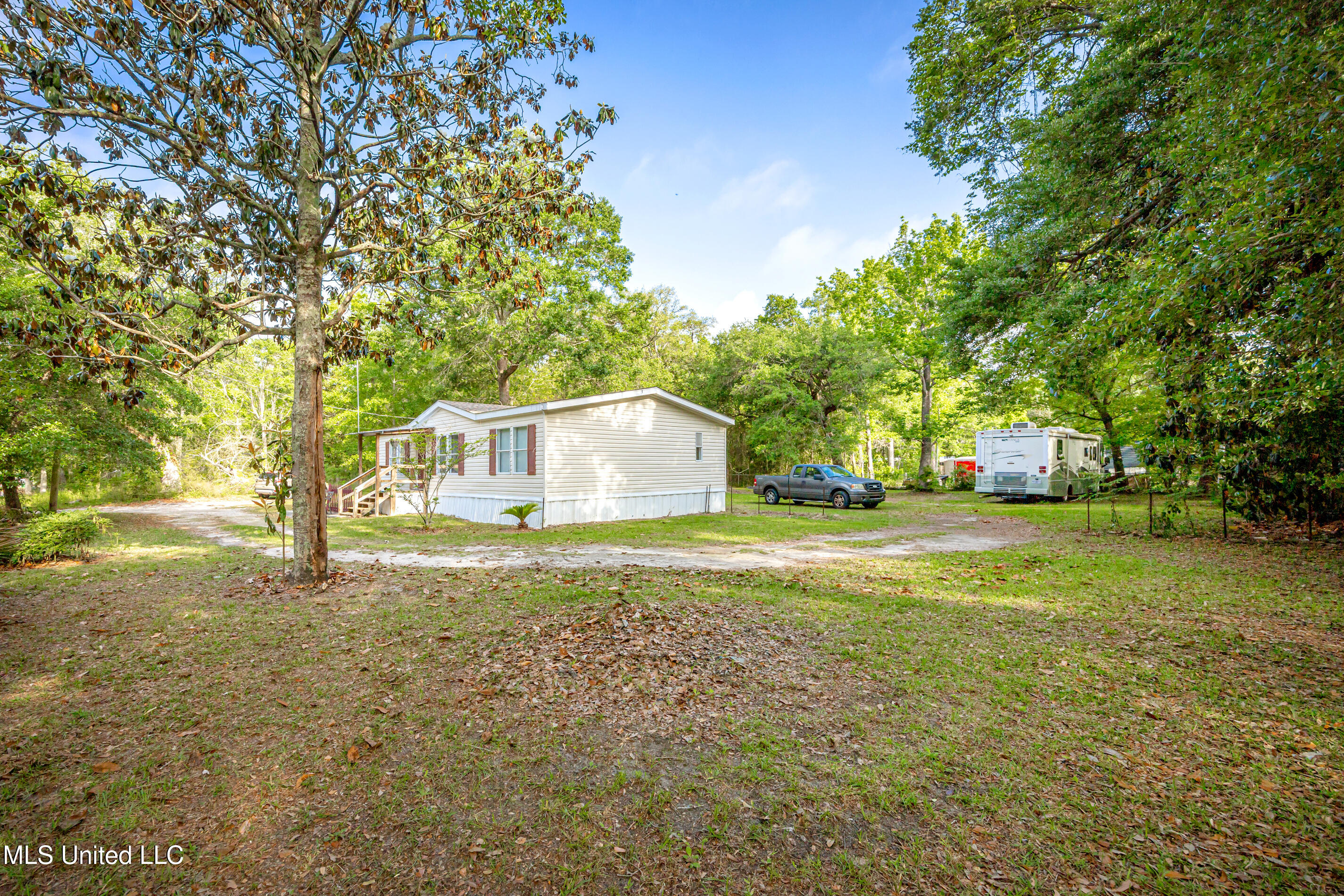 8708 Maple Avenue Property Photo 34