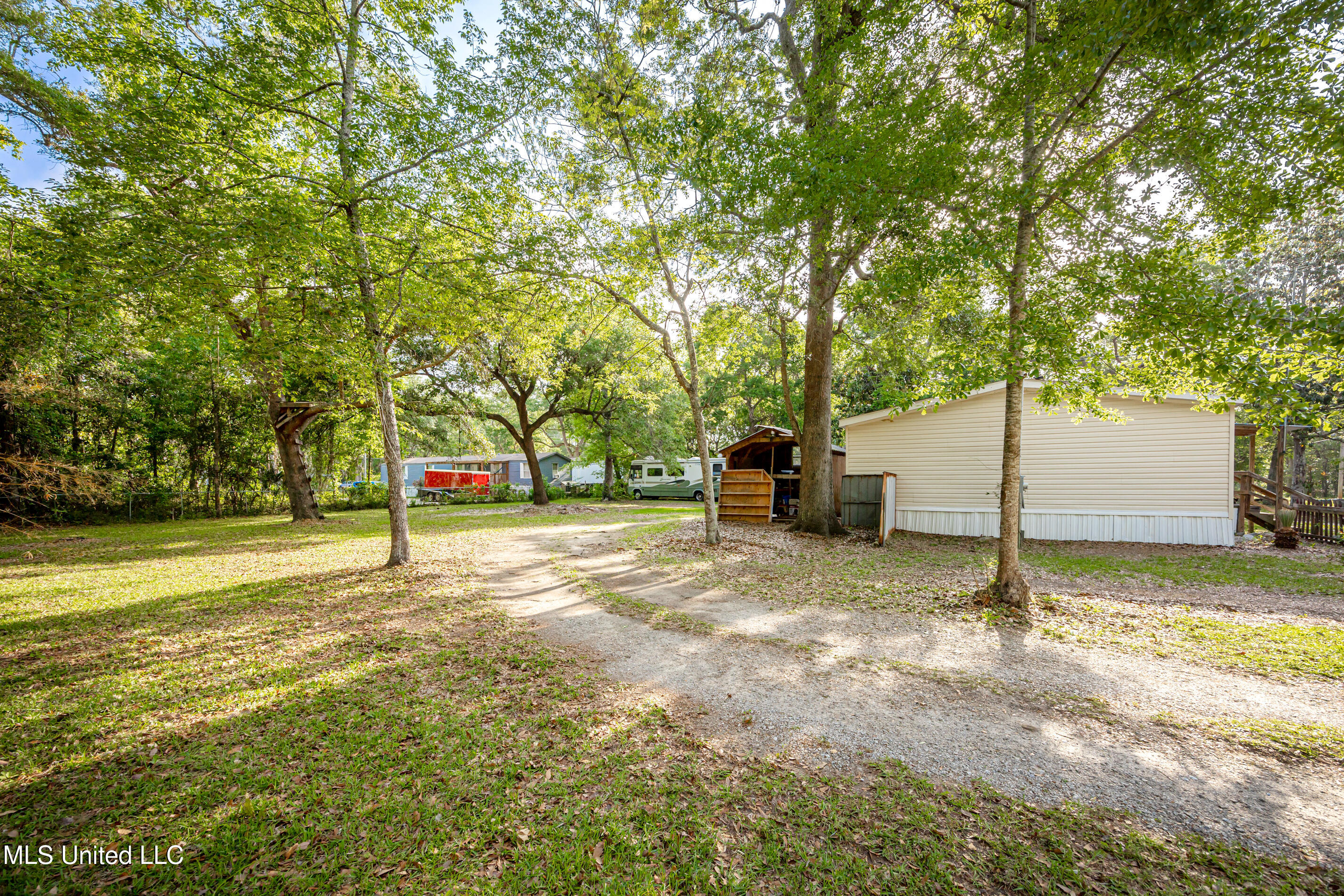 8708 Maple Avenue Property Photo 36