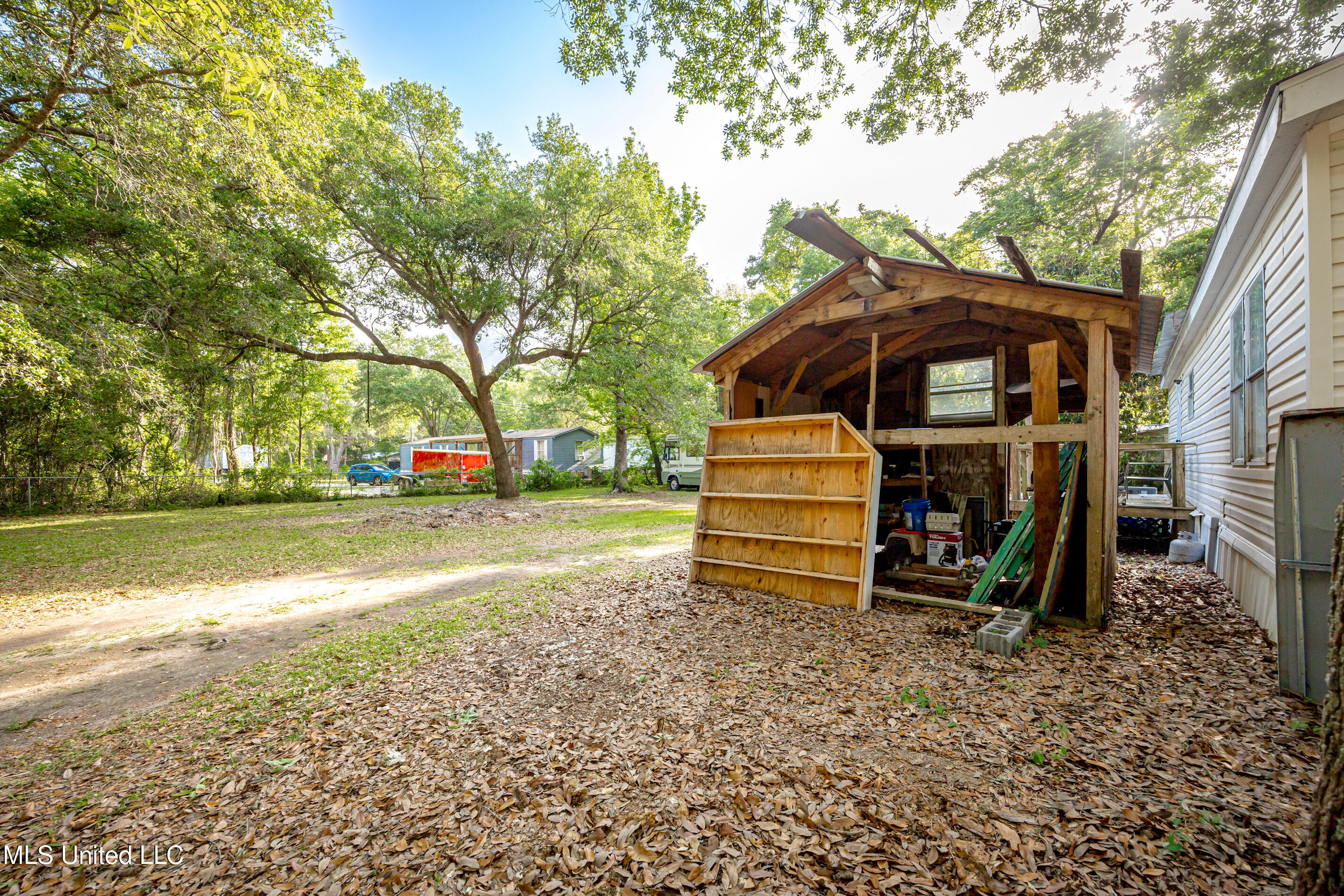 8708 Maple Avenue Property Photo 37
