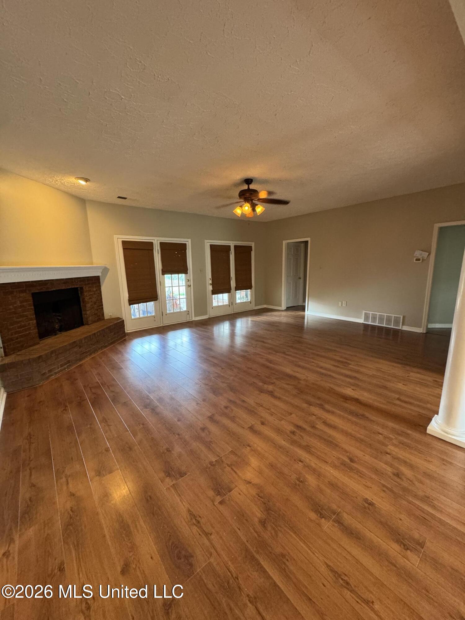 4430 Summers Pl Drive Property Photo 5
