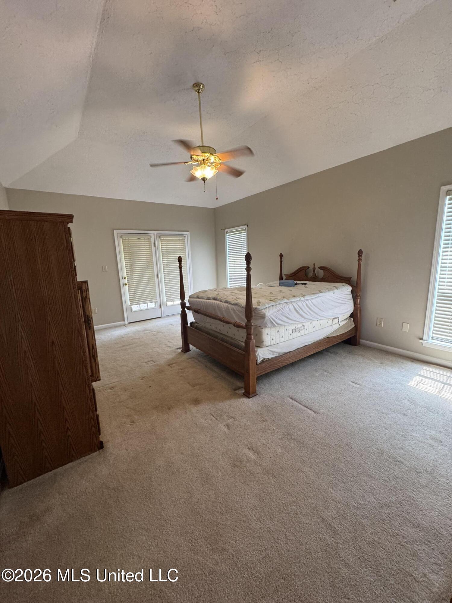 4430 Summers Pl Drive Property Photo 9