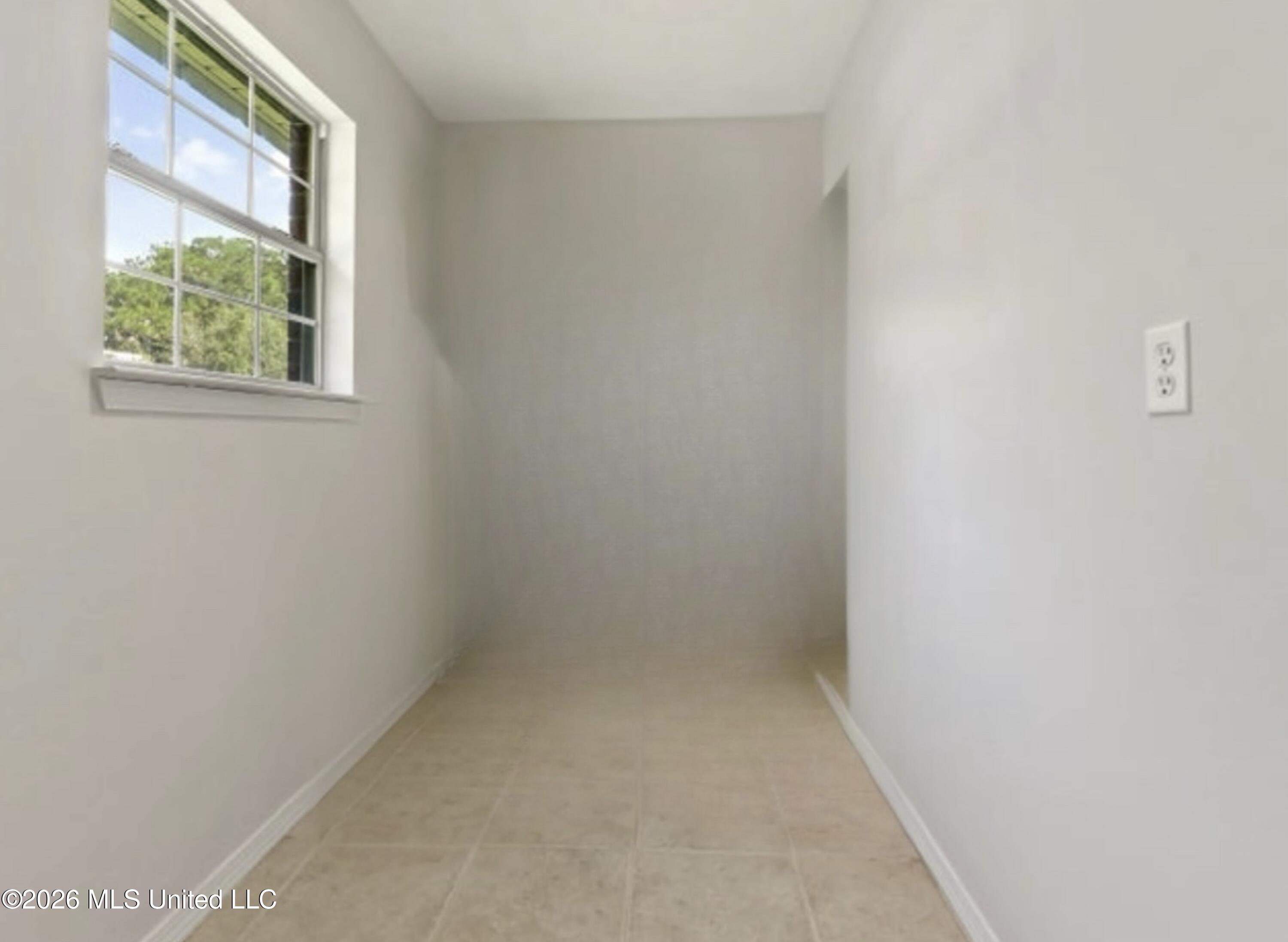 3421 N 10th Street Property Photo 10