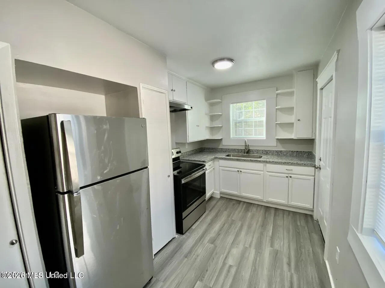 227 Broadmoor Drive Property Photo 8